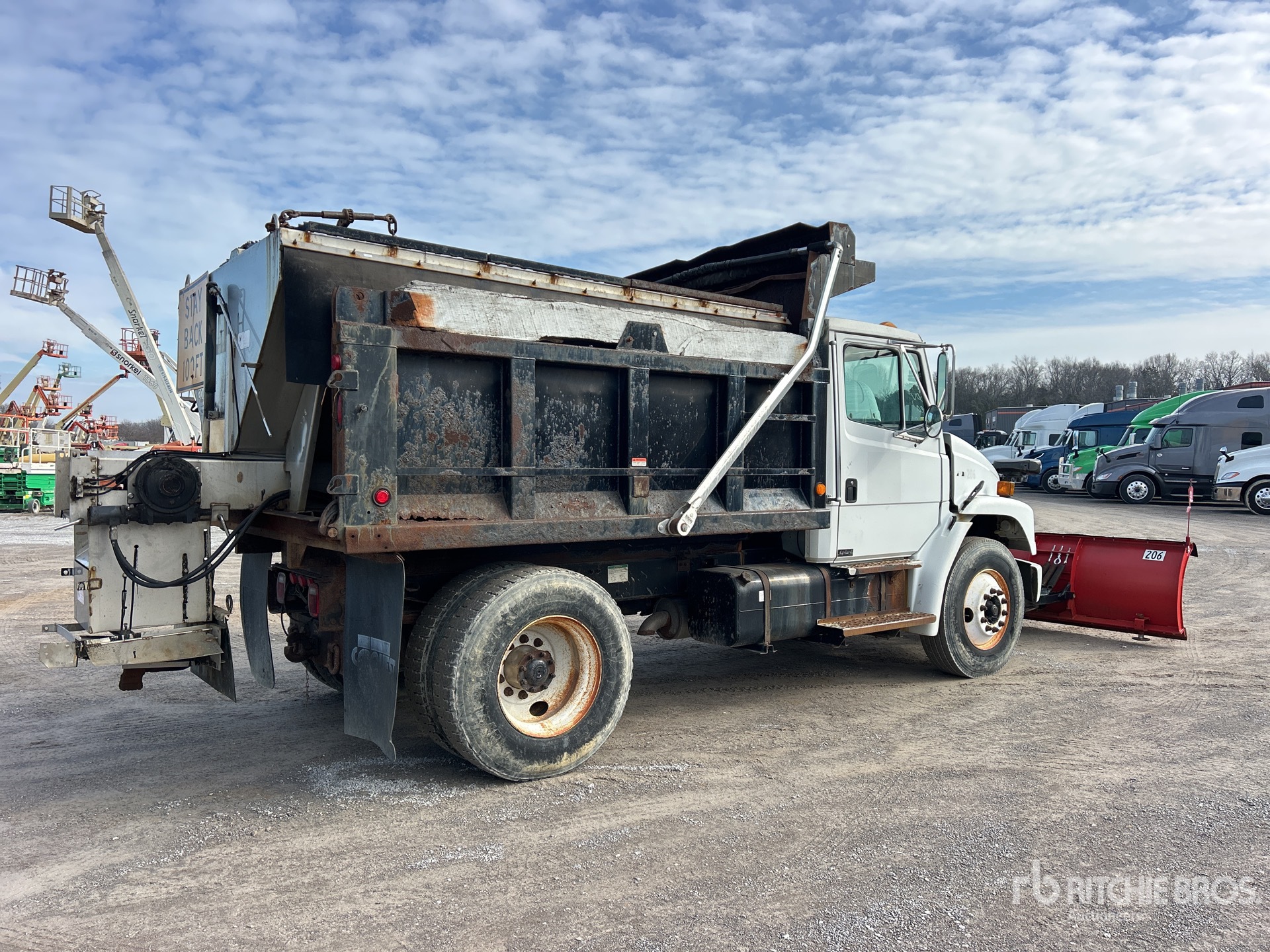 General Appearance with Bild, Ecke hinten rechts