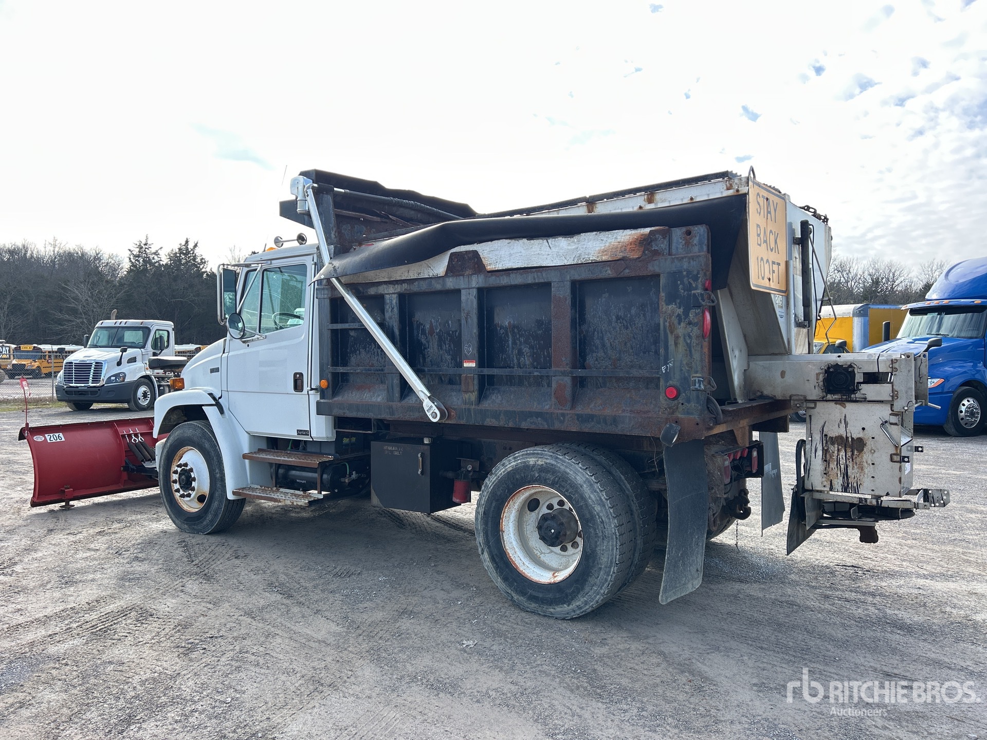 General Appearance with Bild, Ecke hinten links