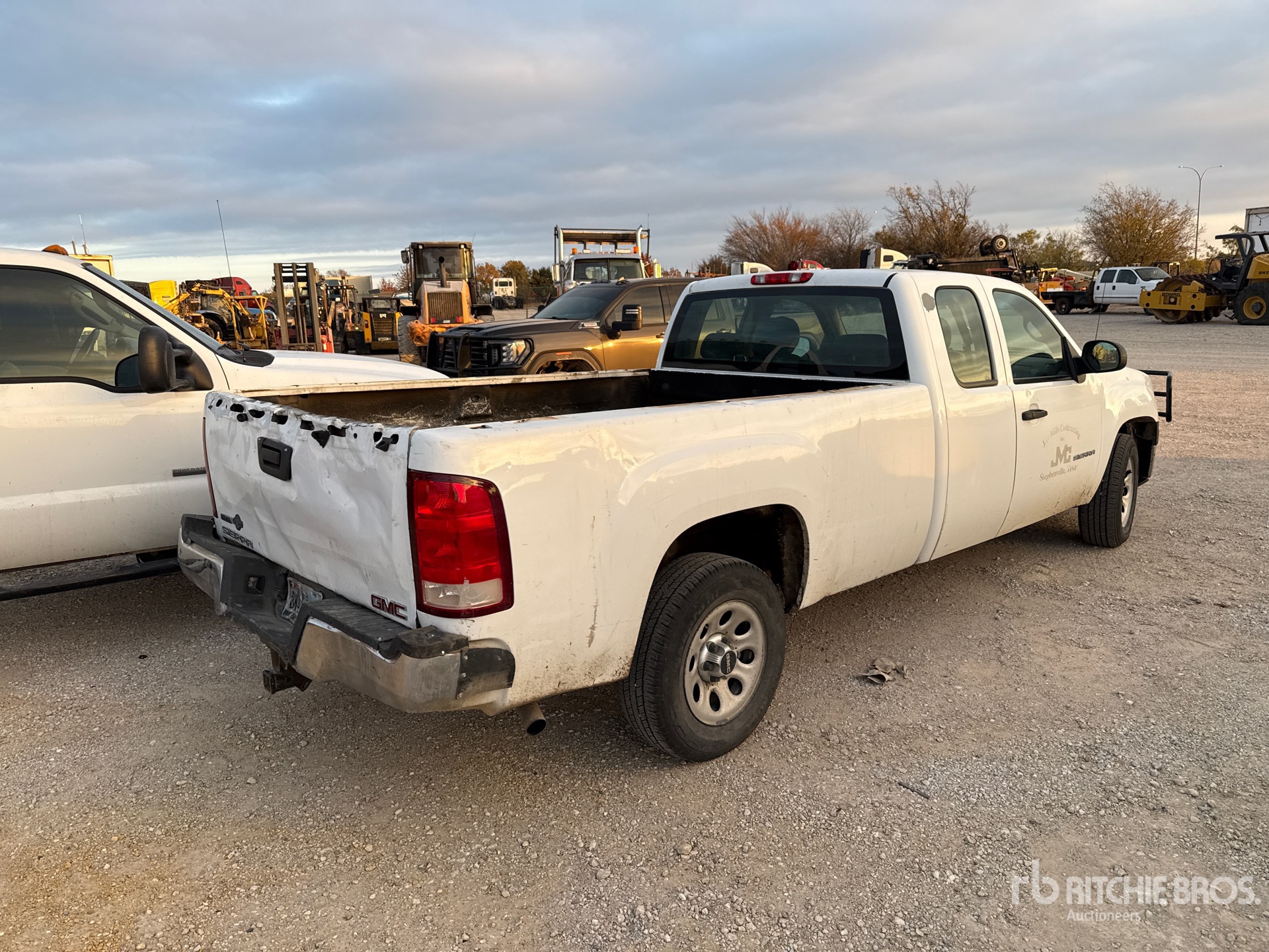 Aspect général with Image, coin arrière droit