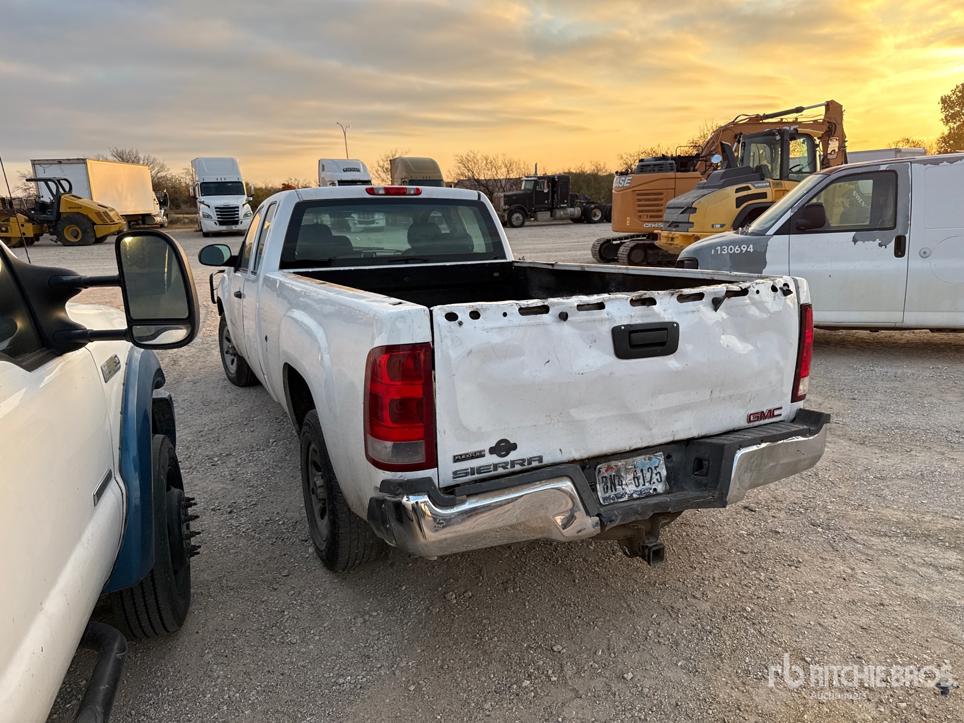 Aspect général with Image, coin arrière gauche