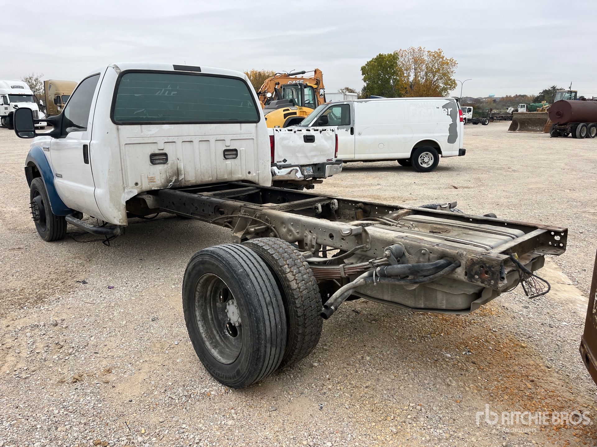 Aspect général with Image, coin arrière gauche