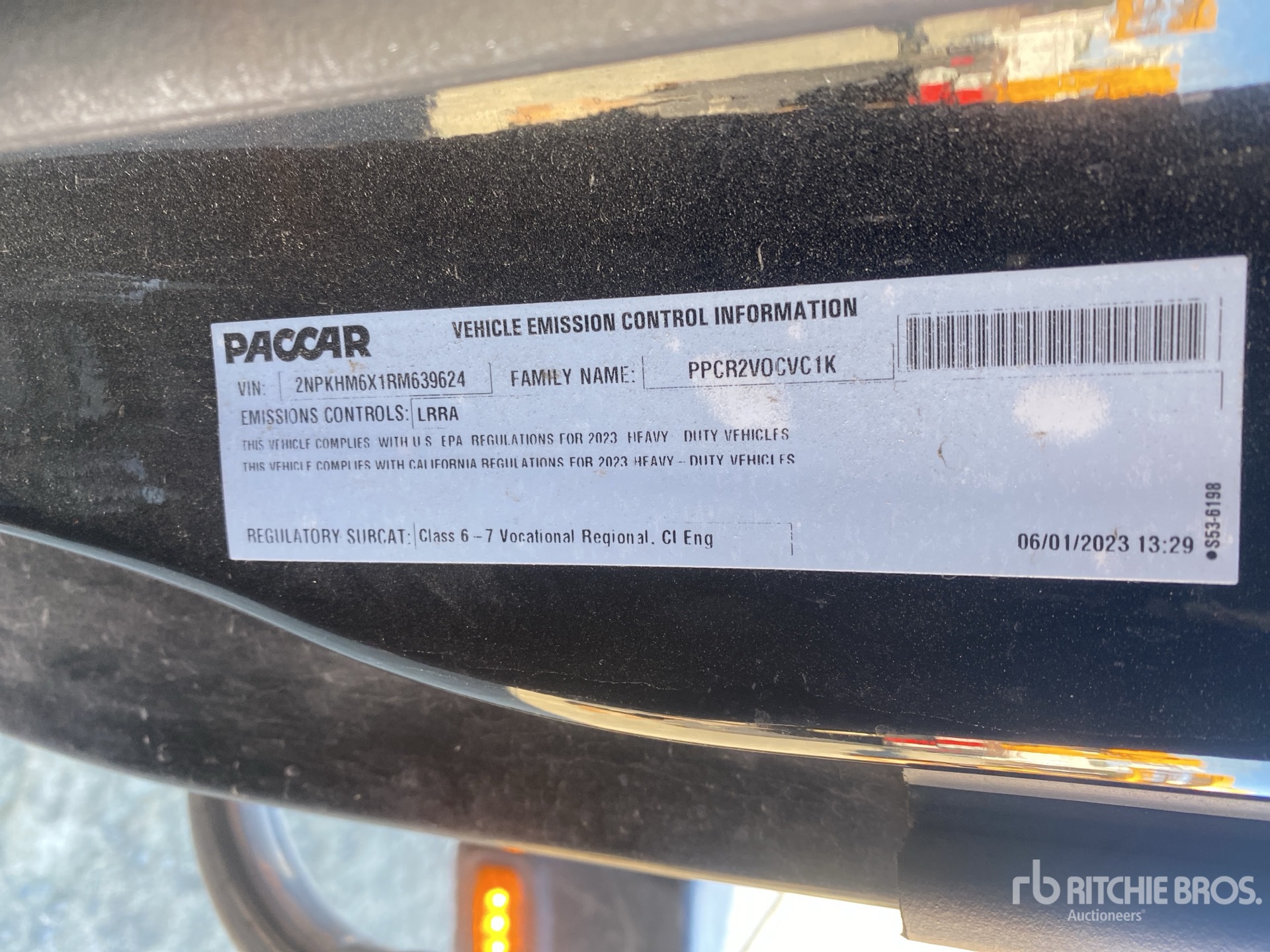 General Appearance with Seriennummer / FIN