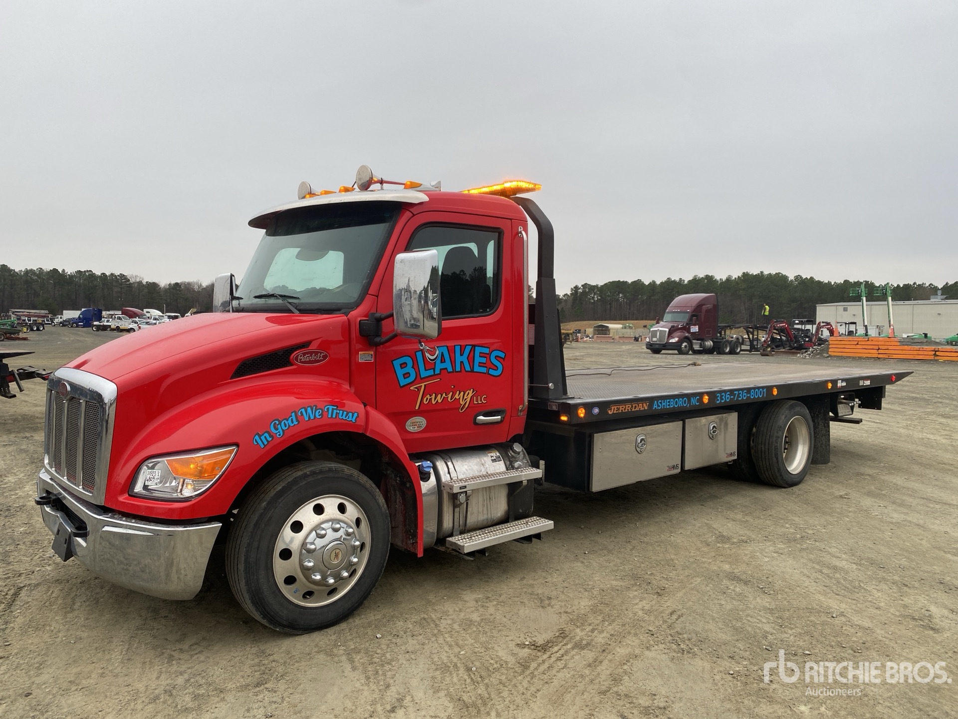 Aspect général with Image, coin avant gauche