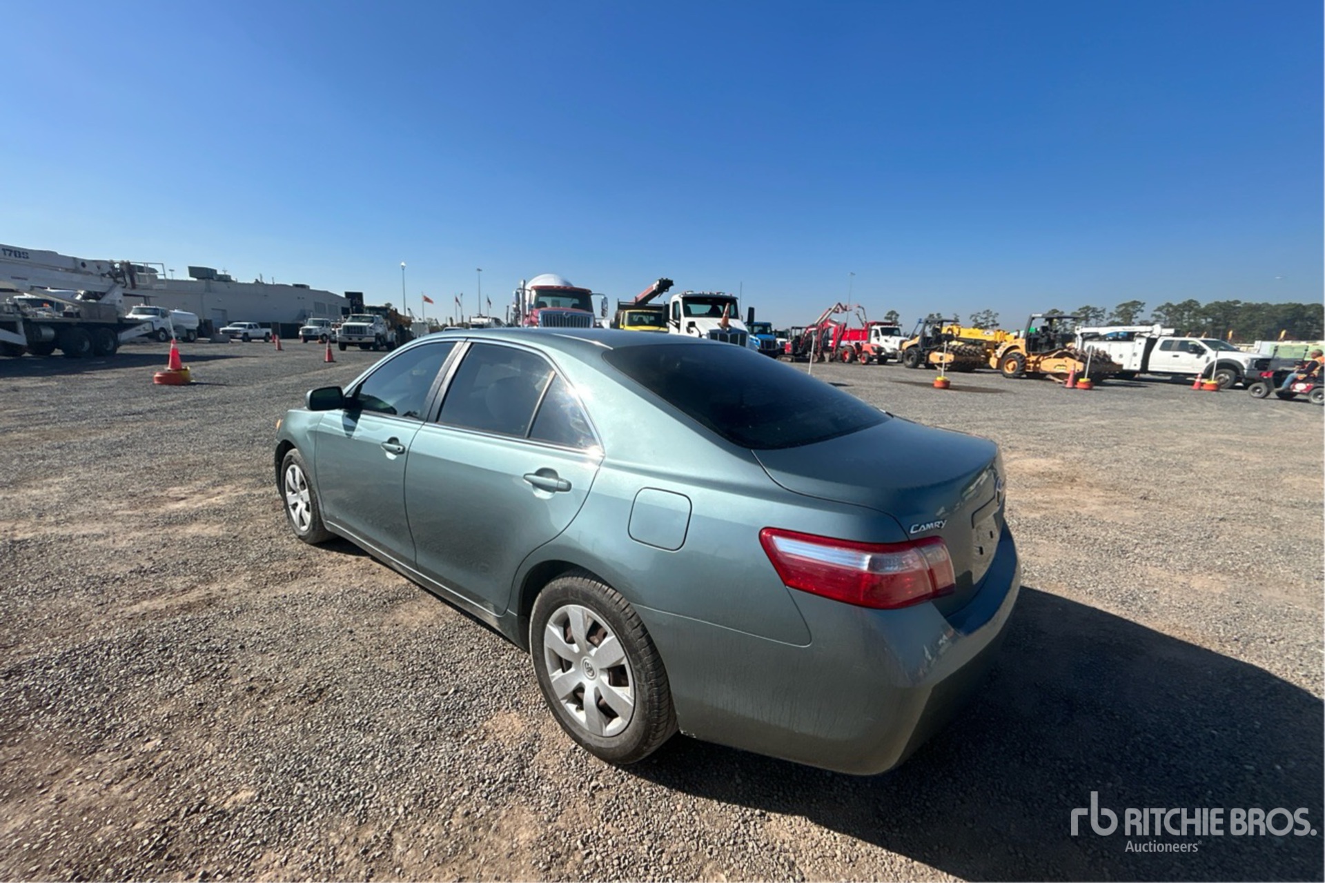 General Appearance with Imagen: esquina trasera izquierda