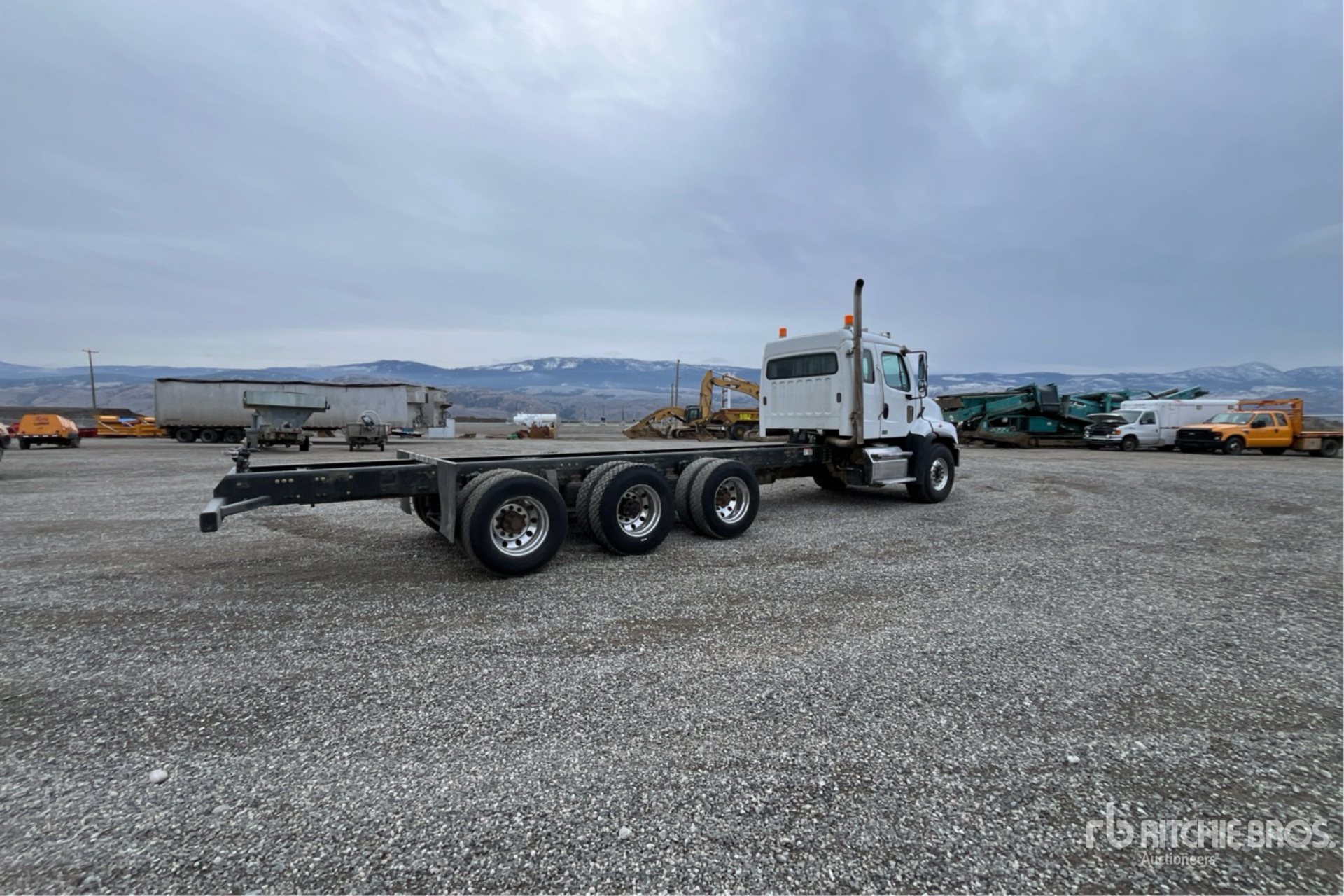 General Appearance with Bild, Ecke hinten rechts