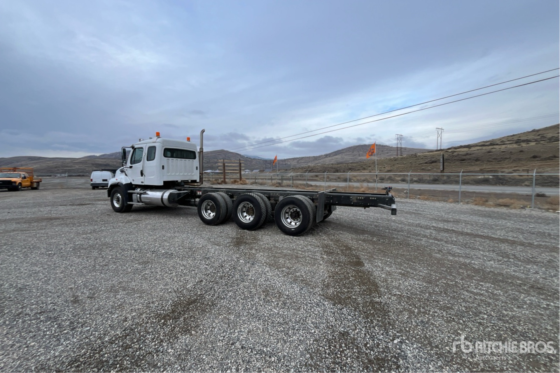 General Appearance with Bild, Ecke hinten links