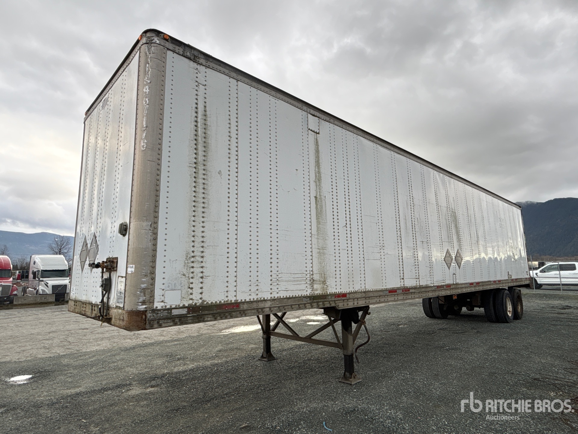 Aspect général with Image, coin avant gauche