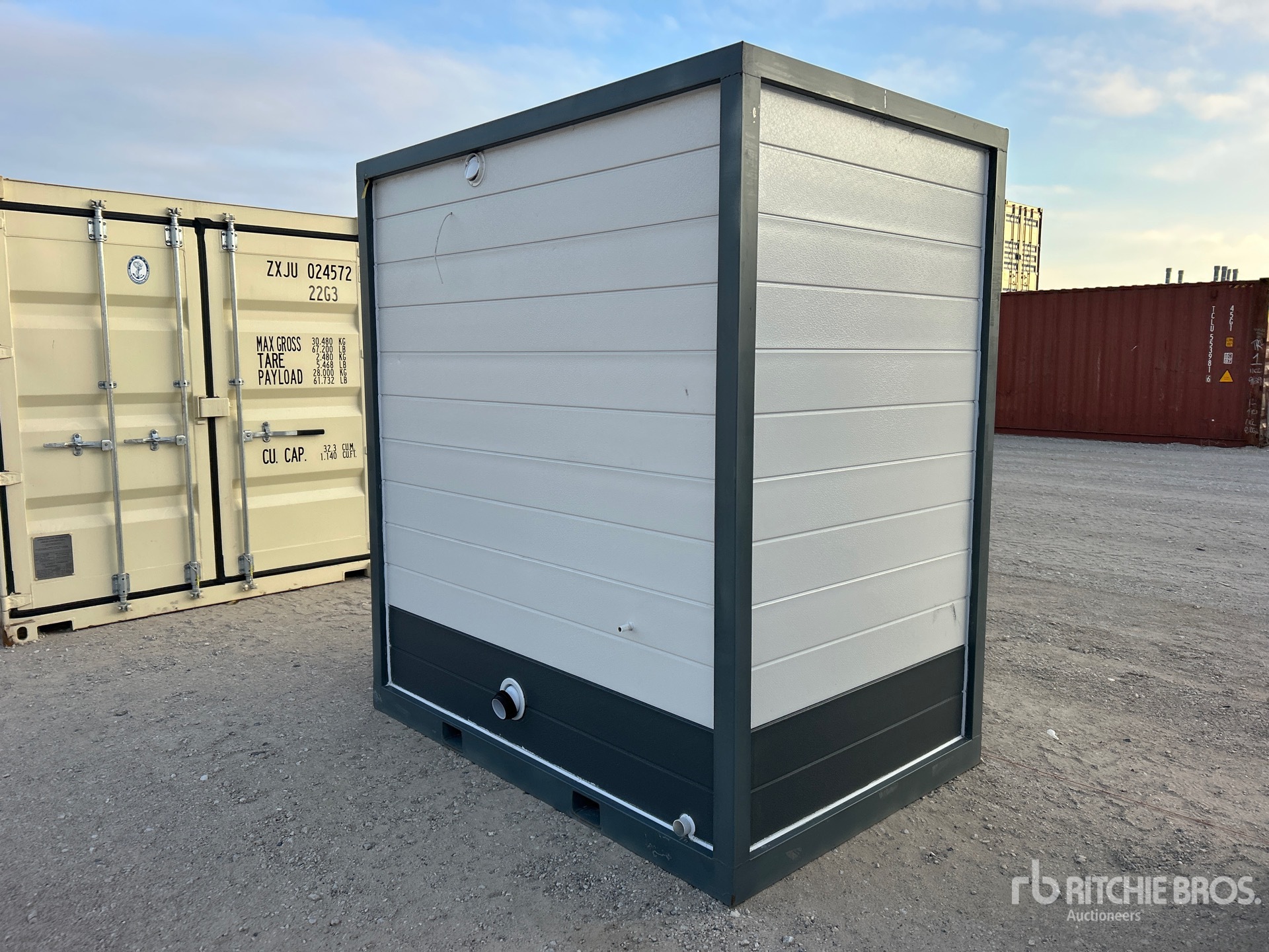 General Appearance with Picture, Right Rear Corner