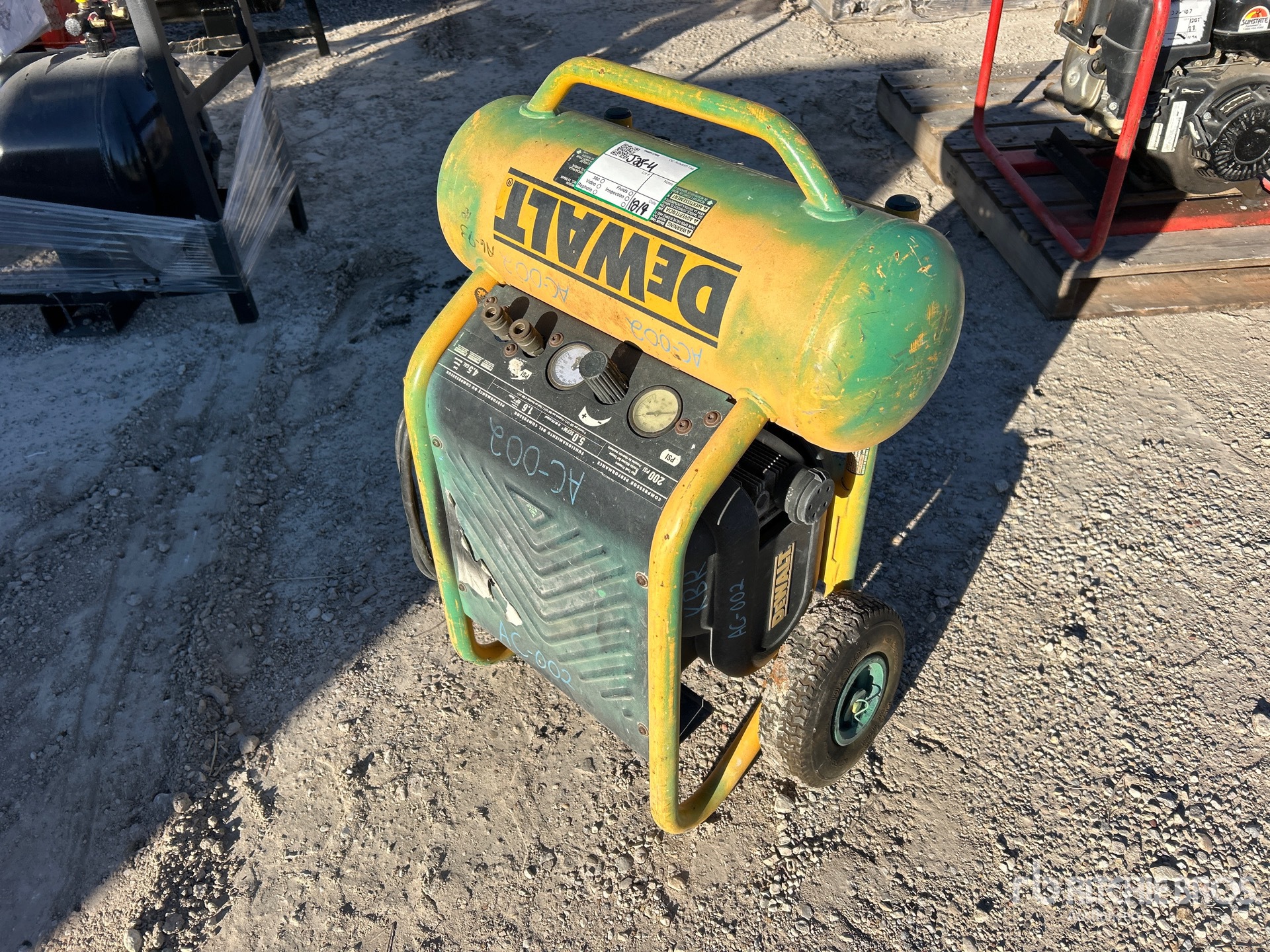 General Appearance with Picture, Left Front Corner