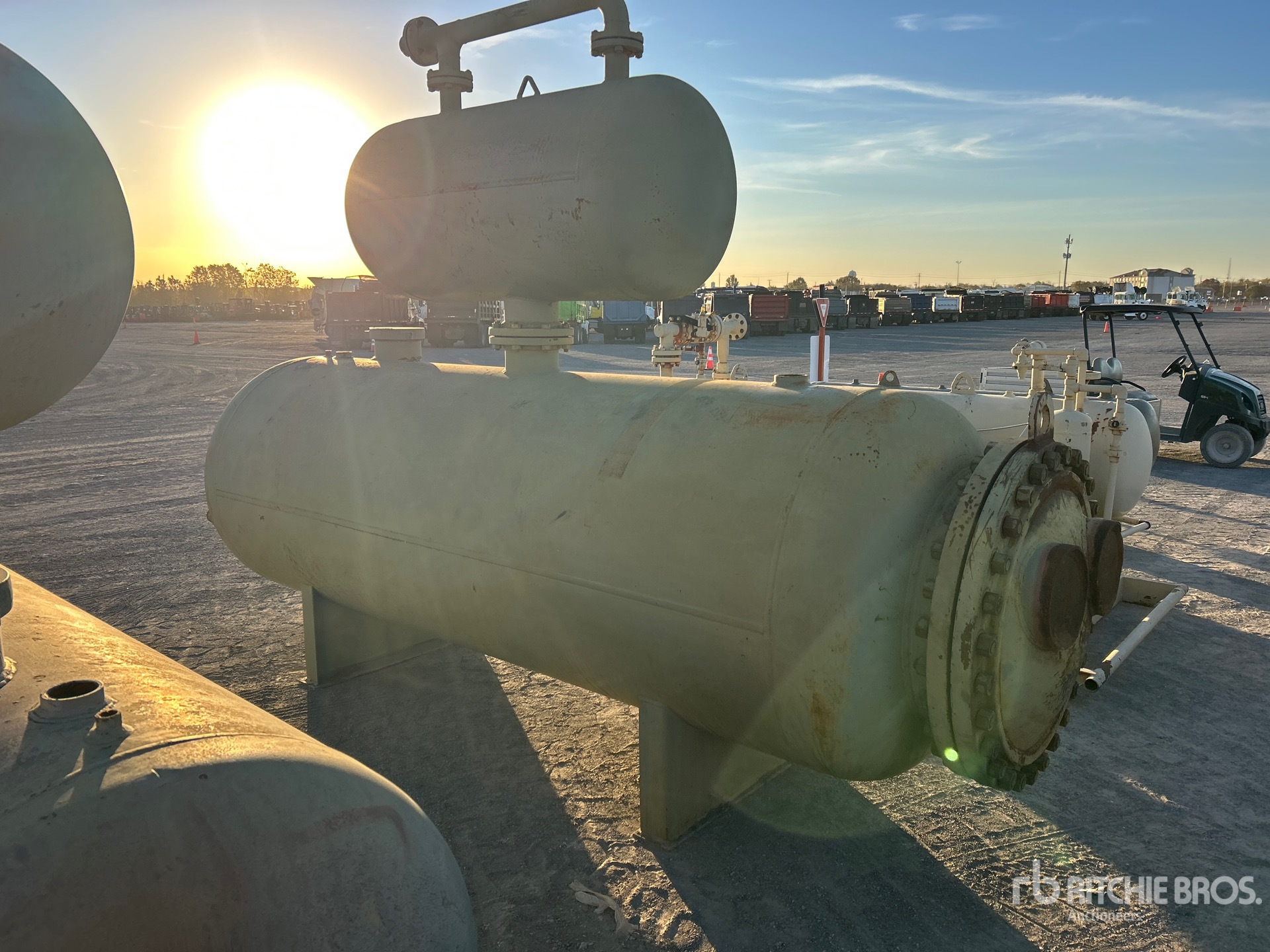 General Appearance with Picture, Left Front Corner