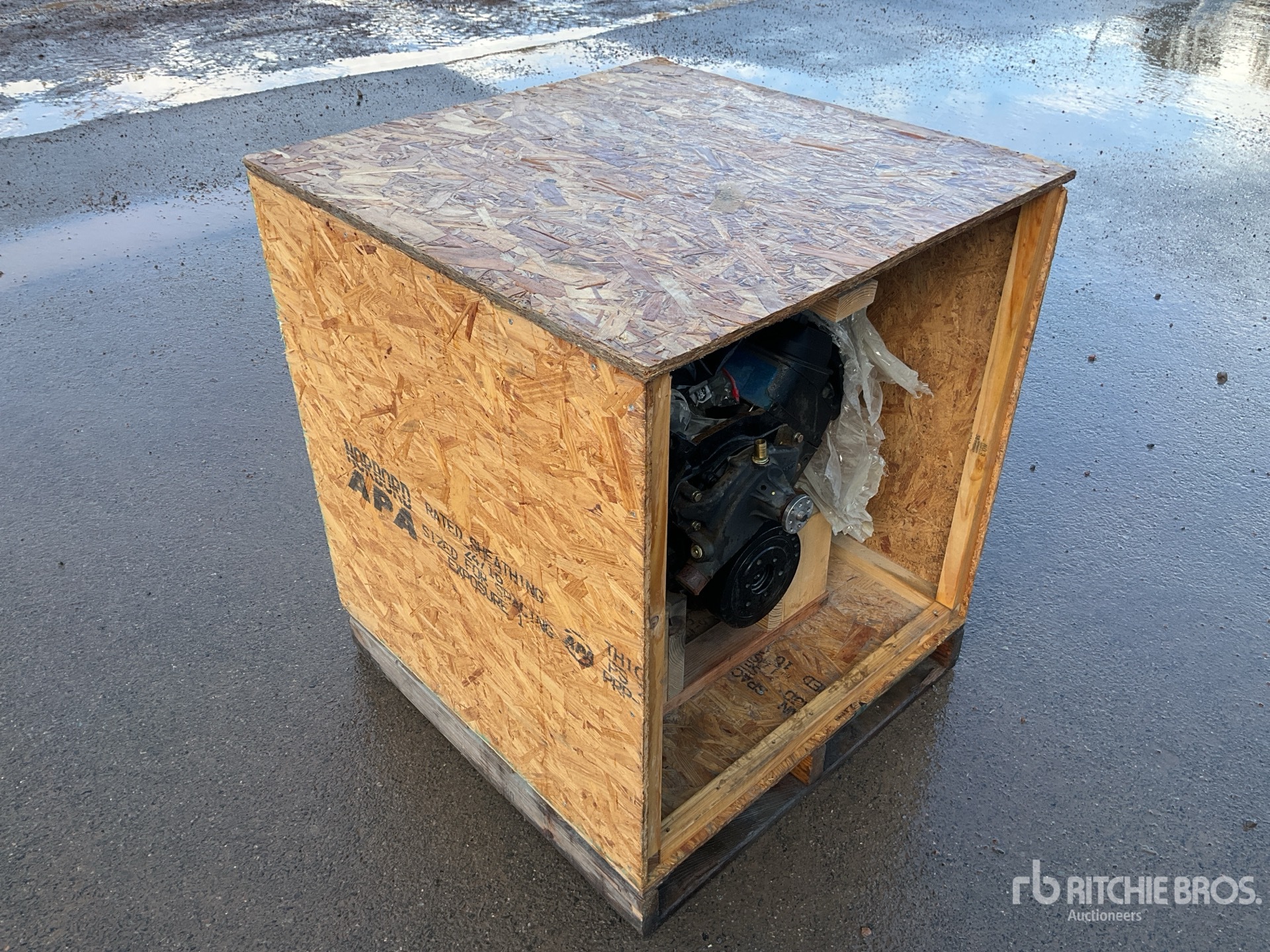 General Appearance with Picture, Right Rear Corner