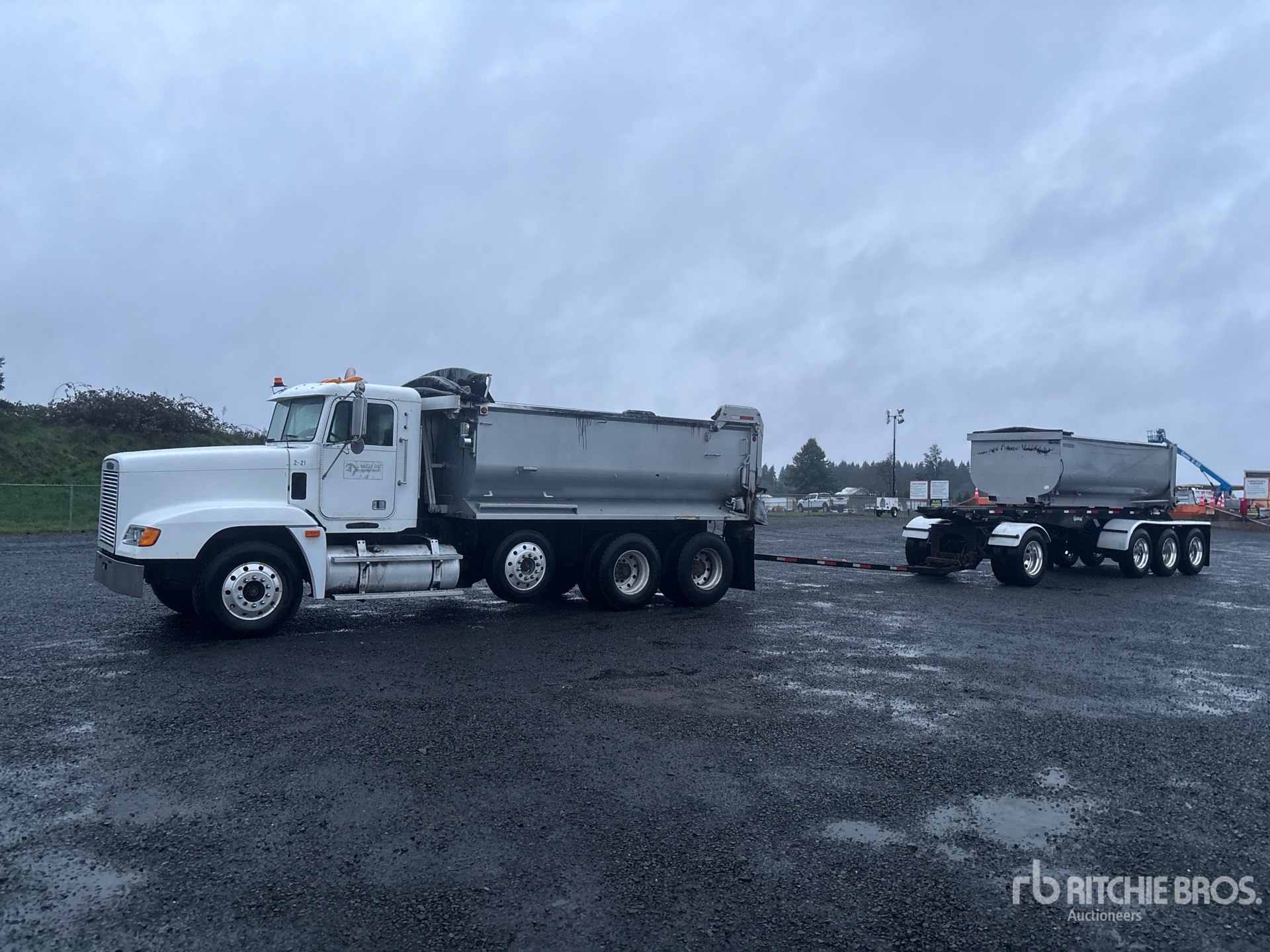 General Appearance with Featured Photo