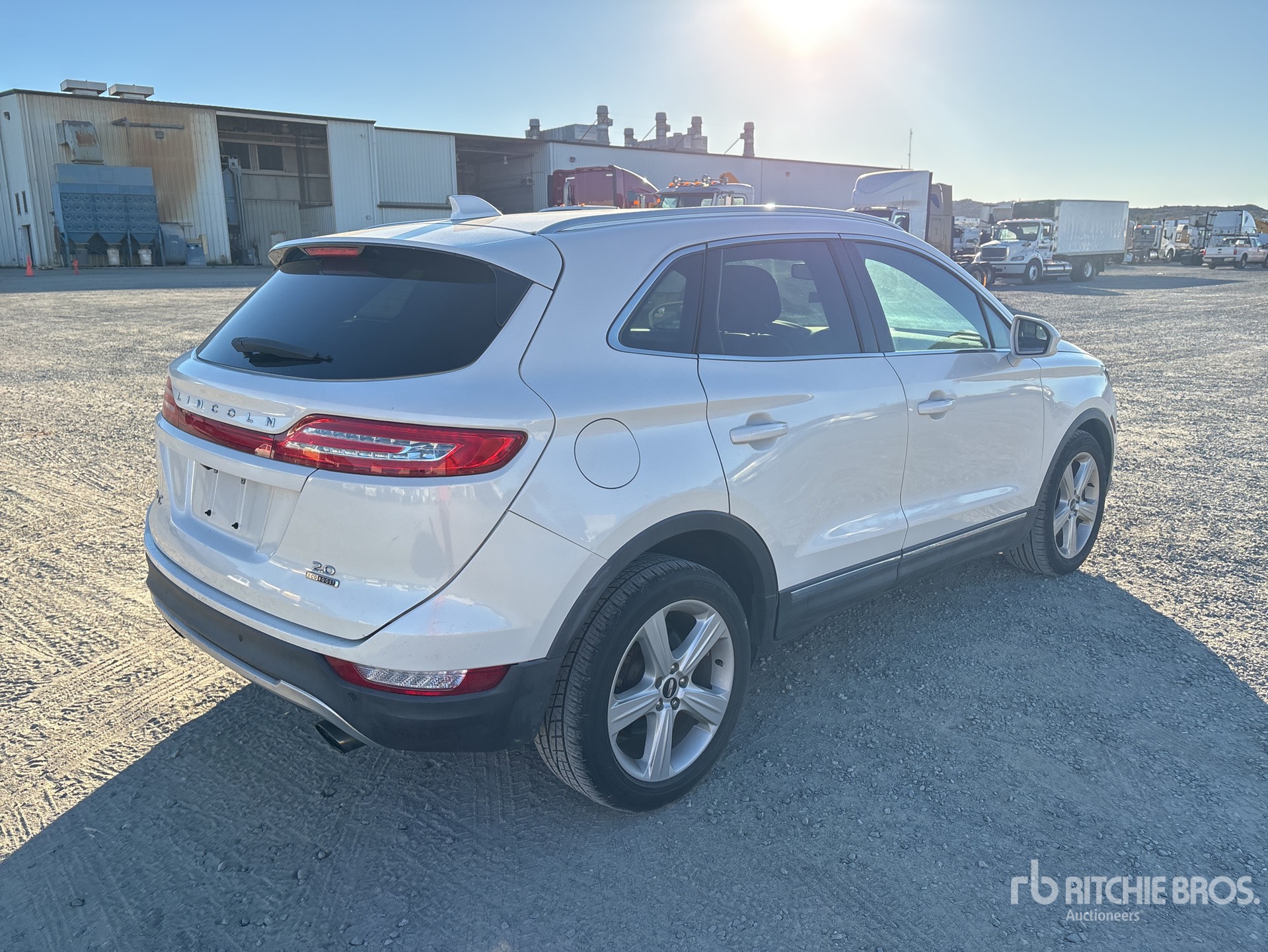 General Appearance with Picture, Right Rear Corner