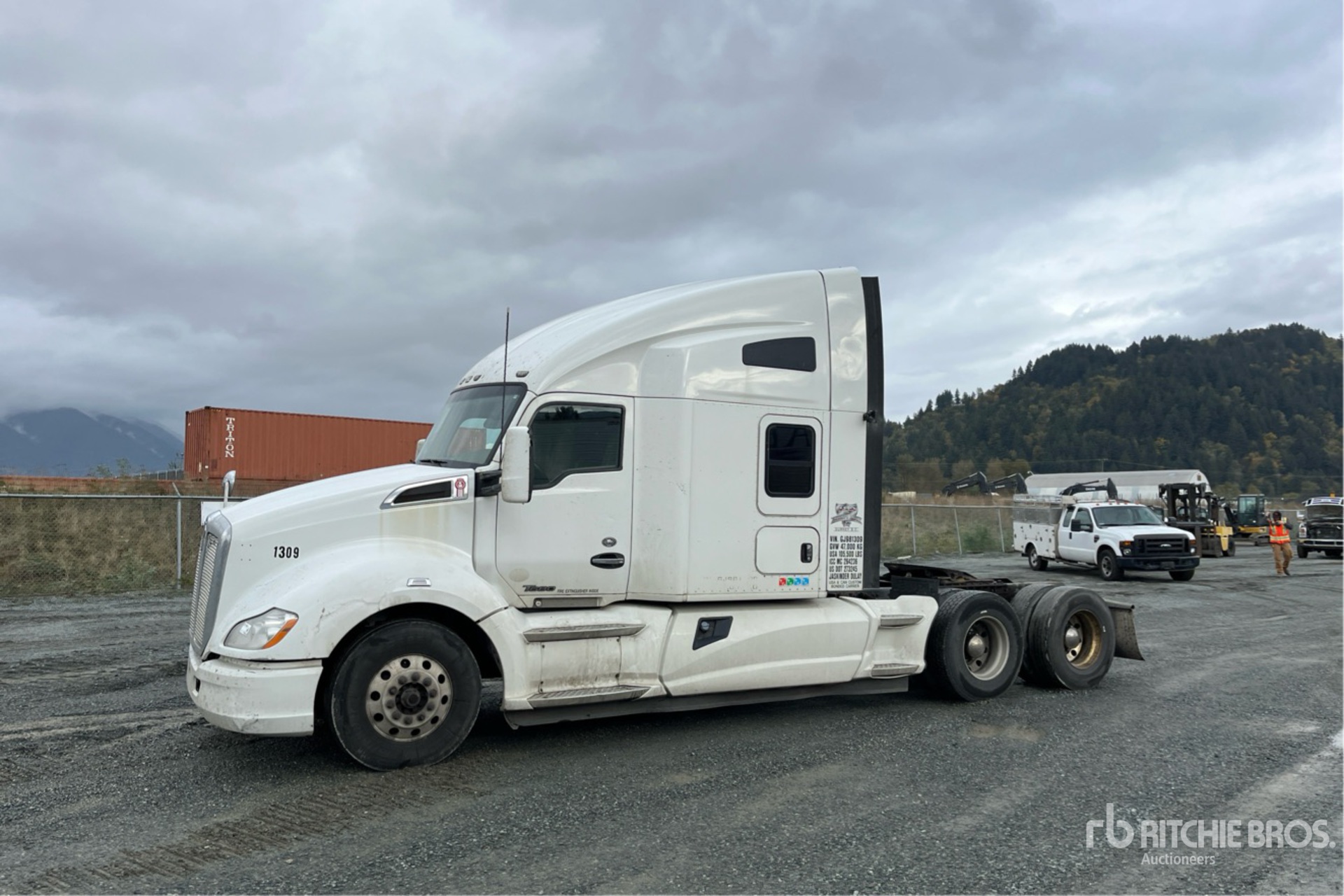 General Appearance with Picture, Left Front Corner