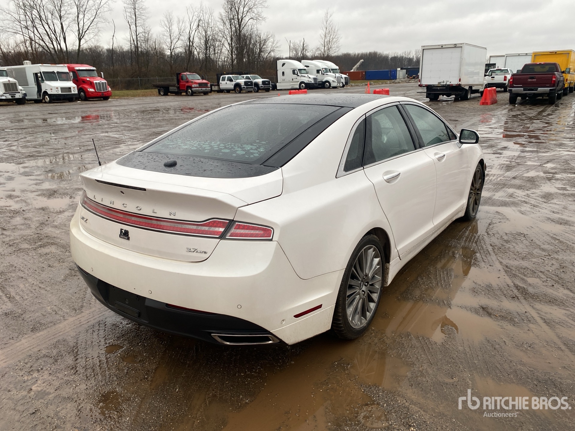 General Appearance with Picture, Right Rear Corner