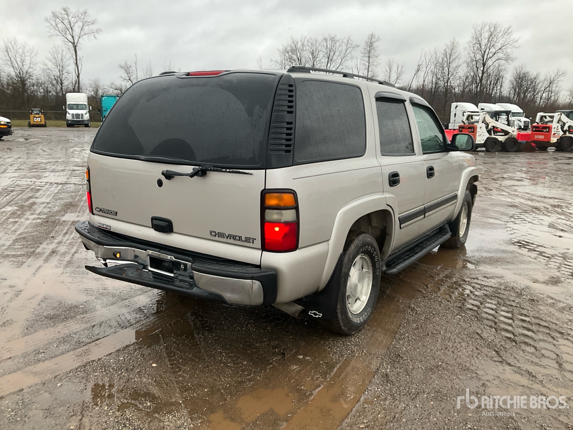 General Appearance with Picture, Left Rear Corner