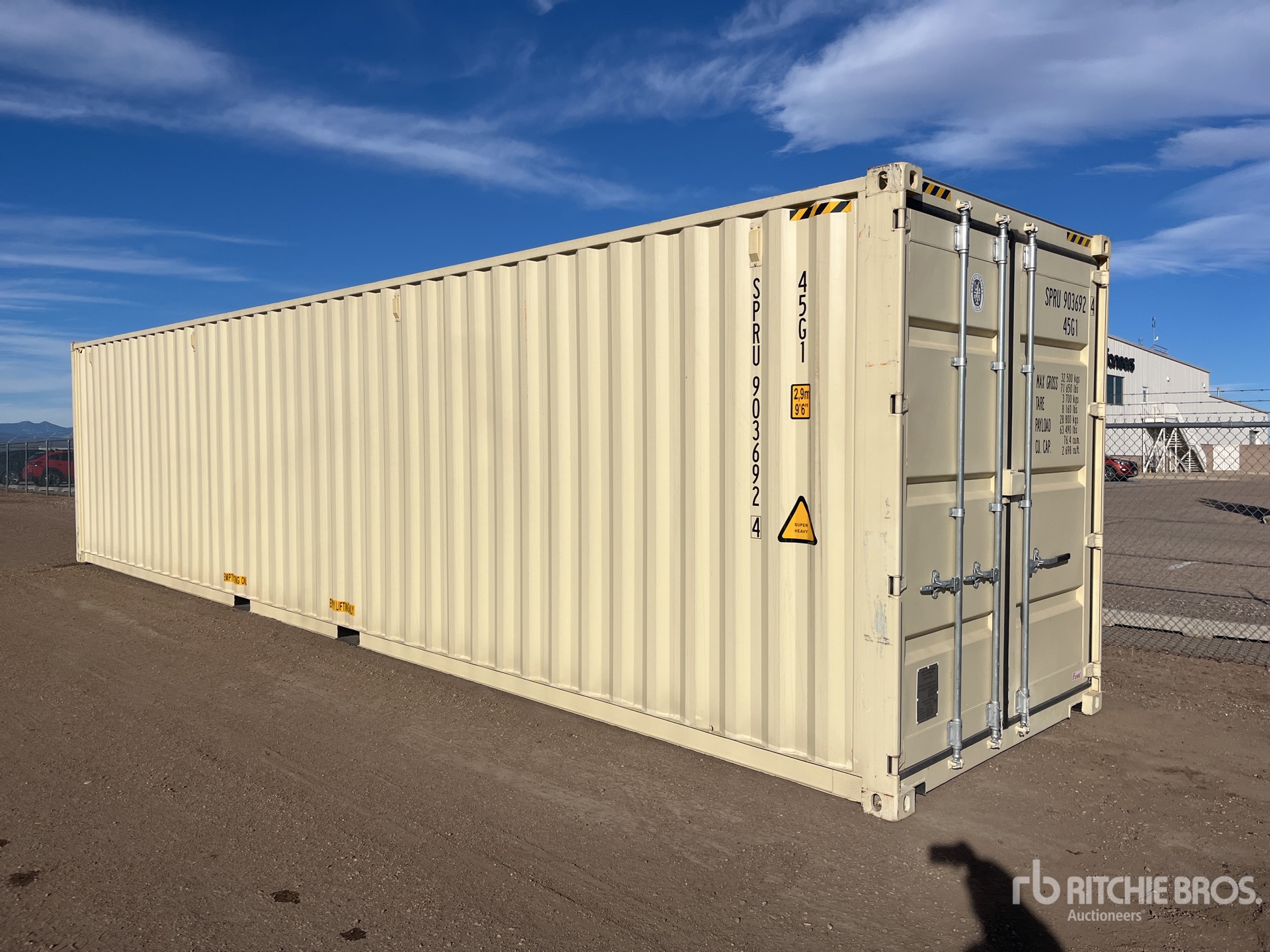 Aspect général with Image, coin avant droit