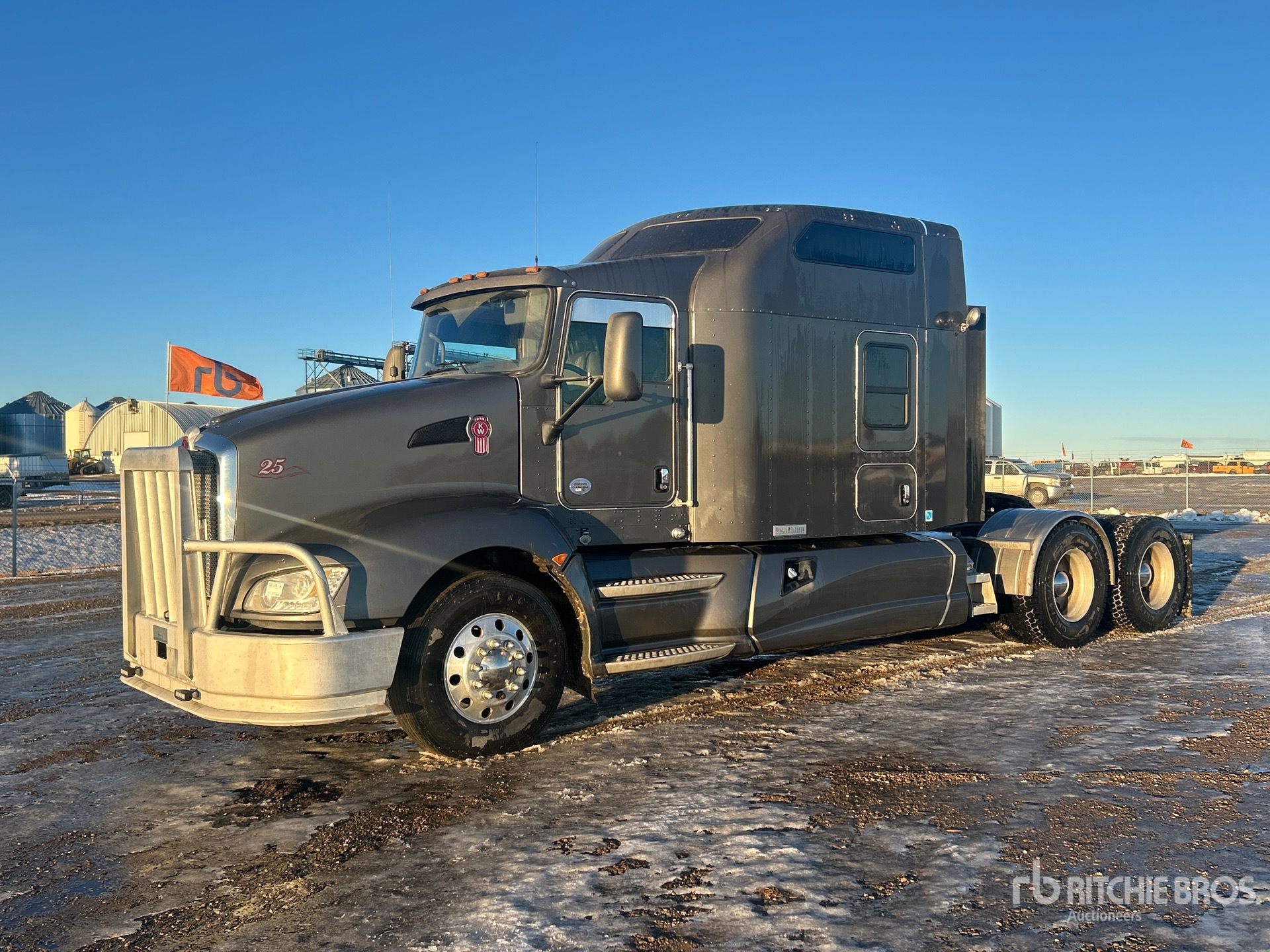 General Appearance with Featured Photo