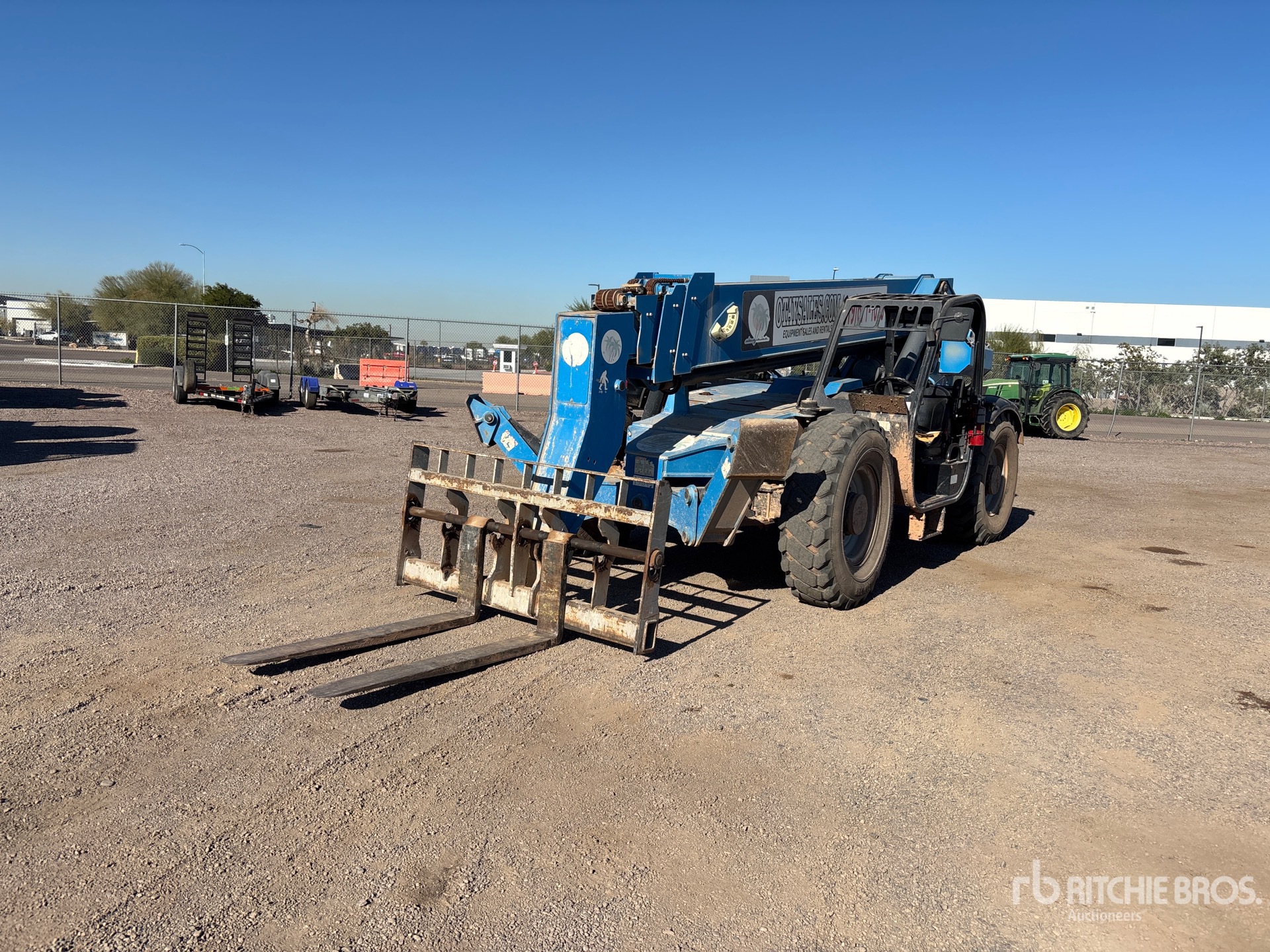 General Appearance with Picture, Left Front Corner