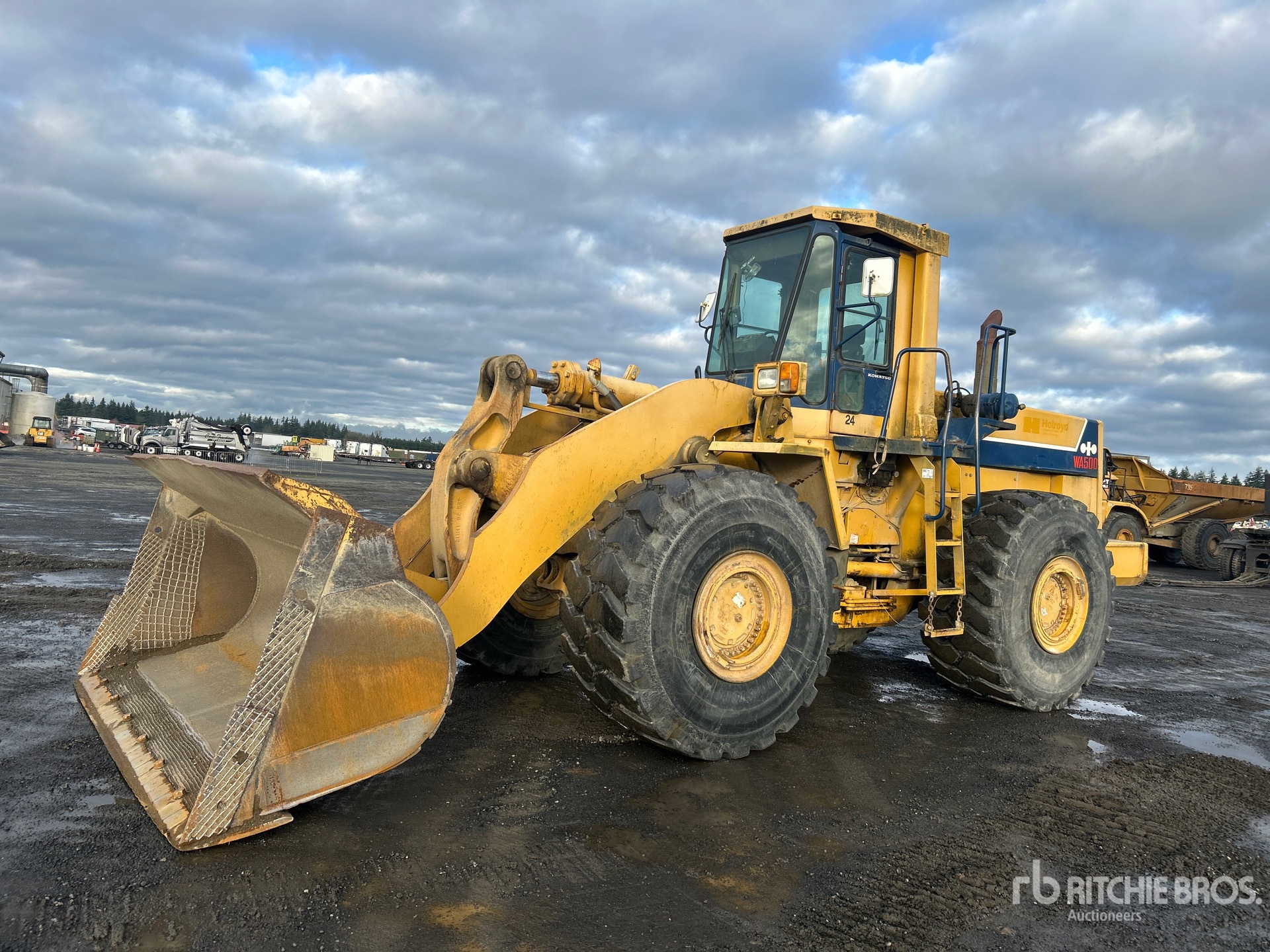 General Appearance with Picture, Left Front Corner