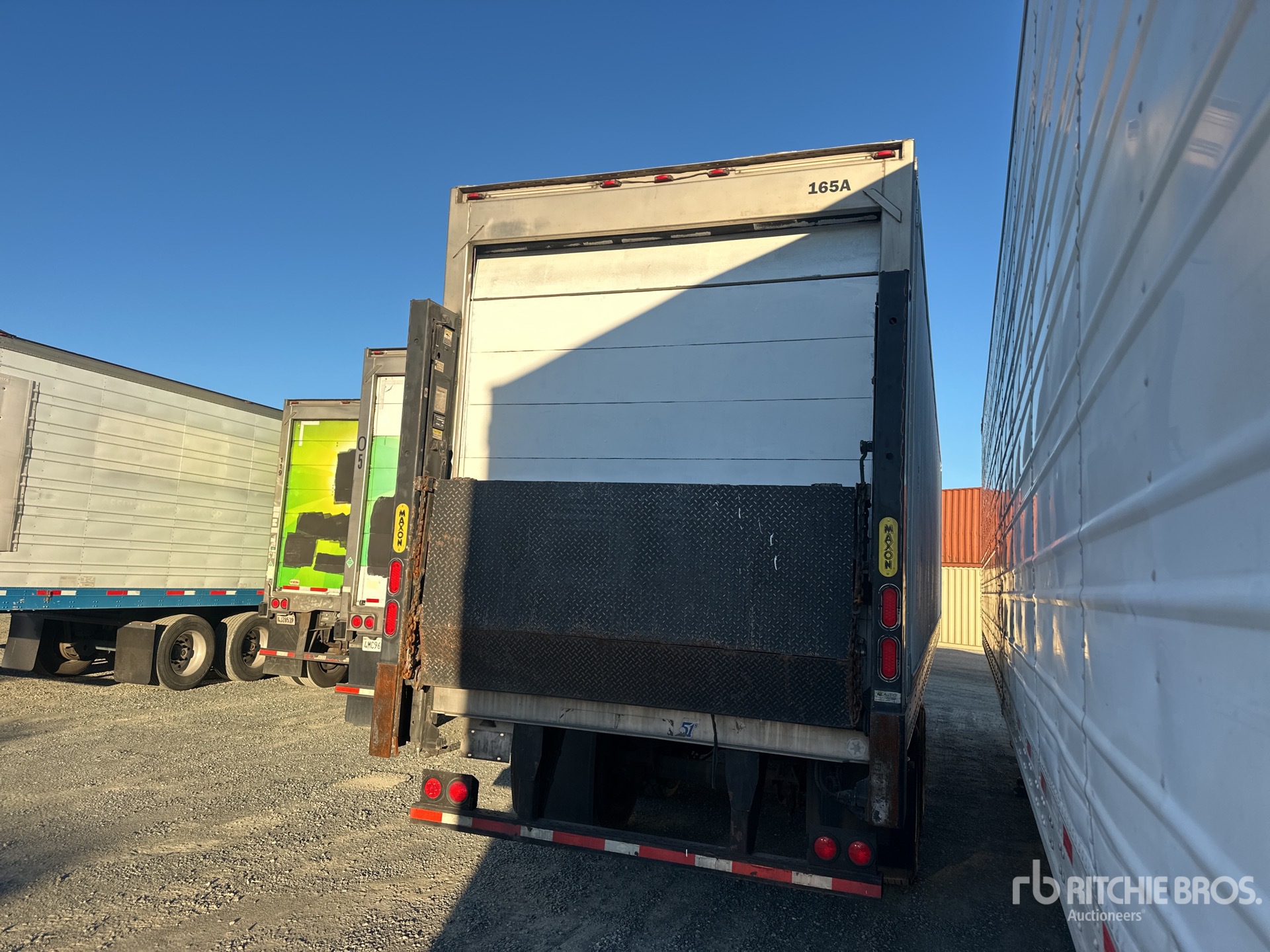 General Appearance with Bild, Ecke hinten rechts