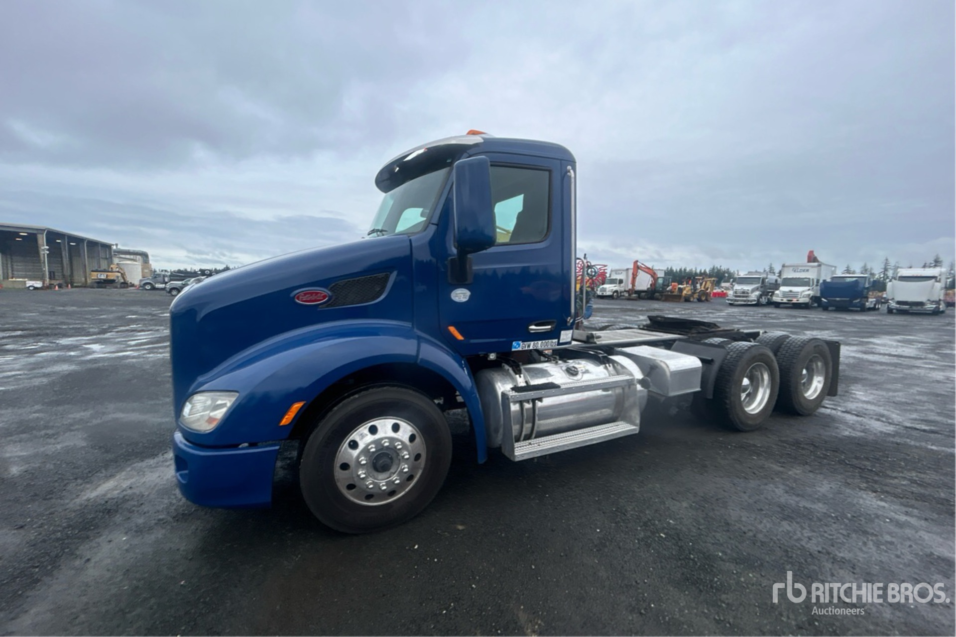 General Appearance with Picture, Left Front Corner