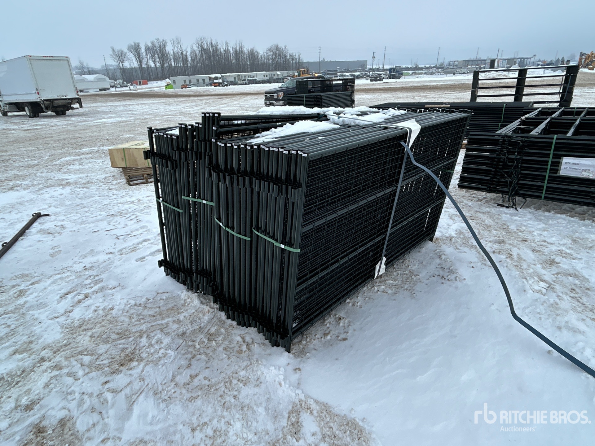 General Appearance with Bild, Ecke vorne rechts