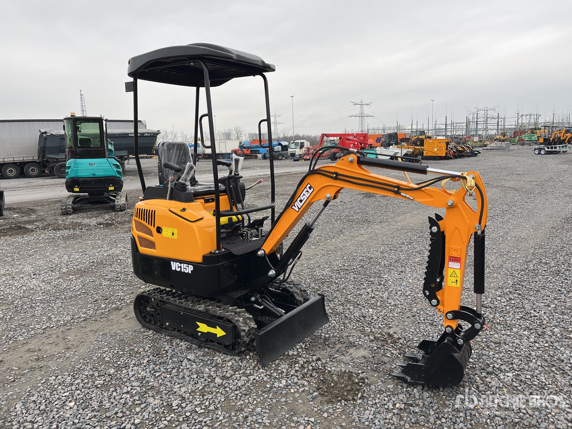 General Appearance with Picture, Right Front Corner