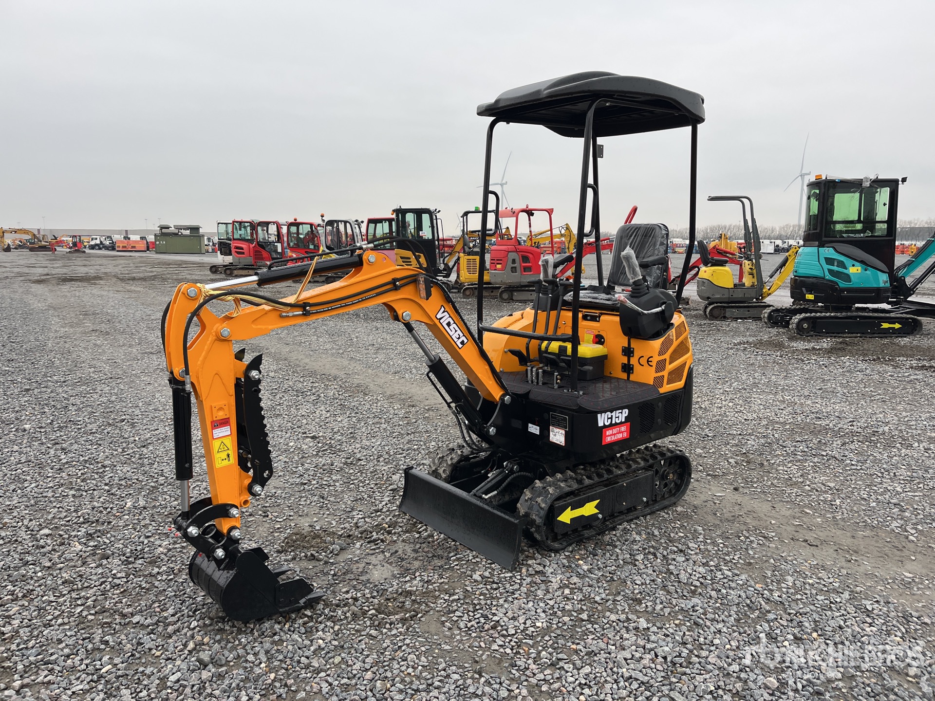 General Appearance with Picture, Left Front Corner