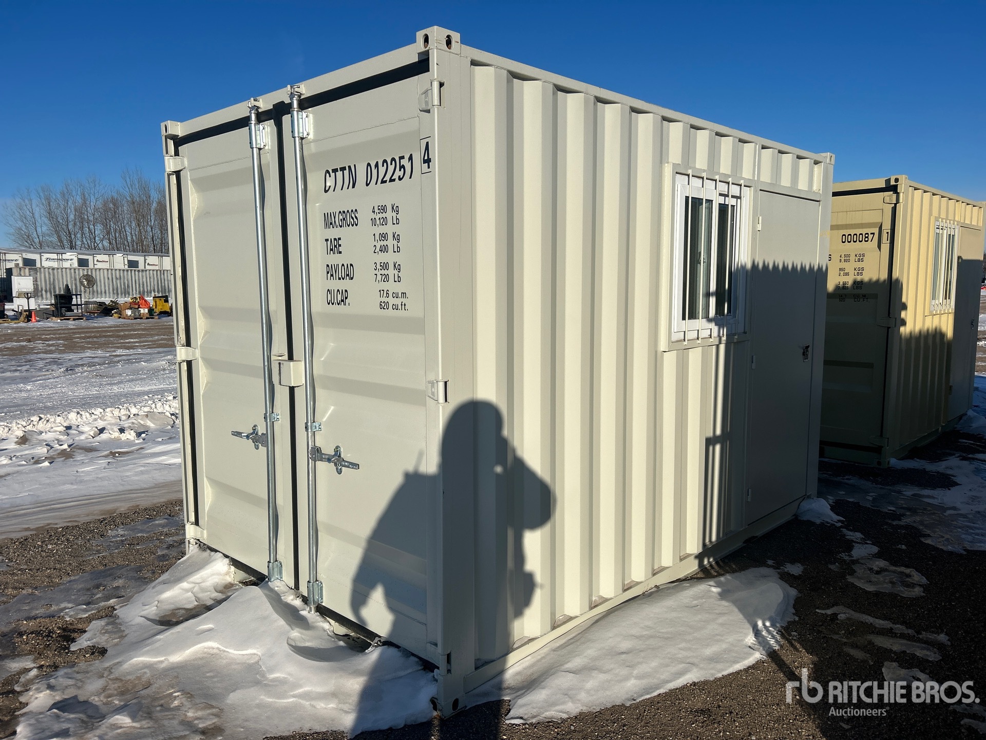 General Appearance with Picture, Left Front Corner