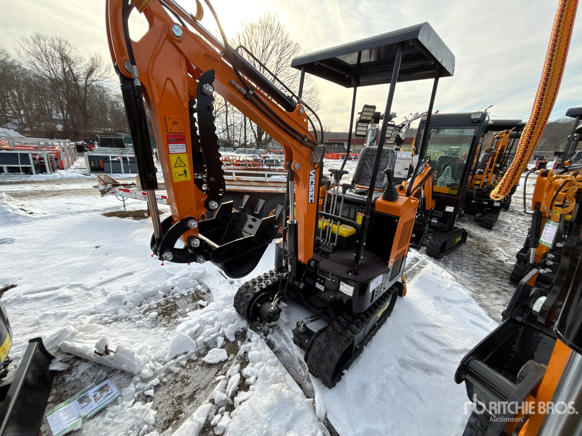 General Appearance with Featured Photo