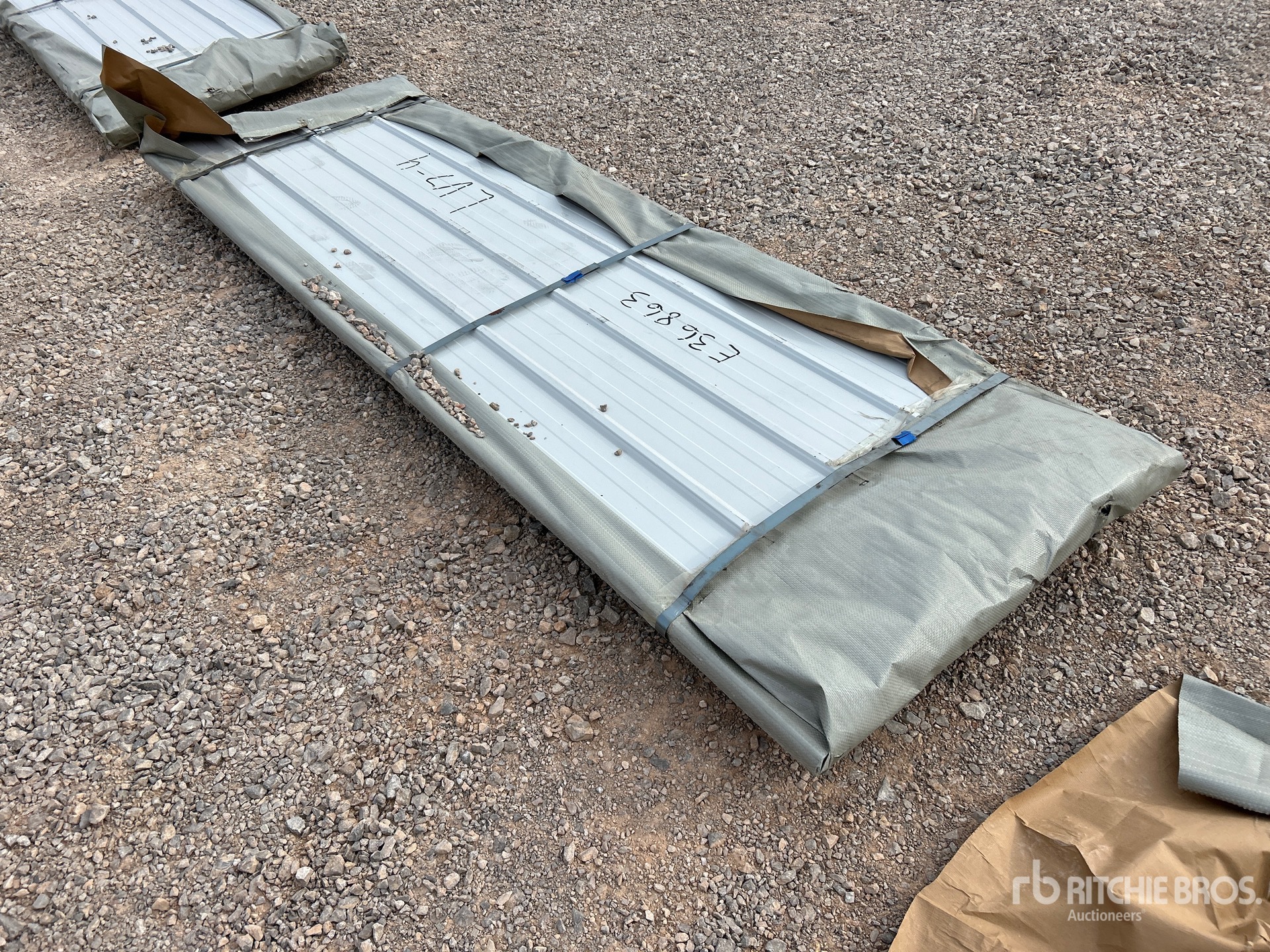 General Appearance with Imagen: esquina trasera derecha