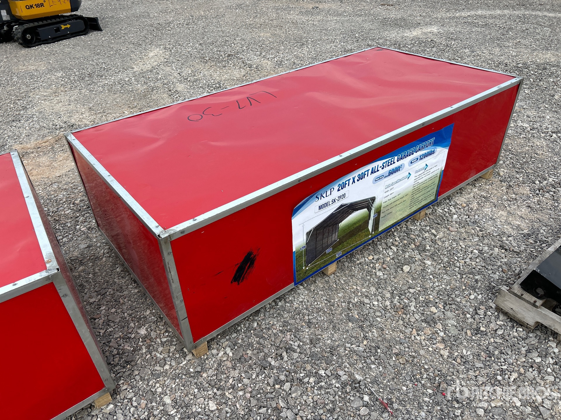 General Appearance with Picture, Right Front Corner