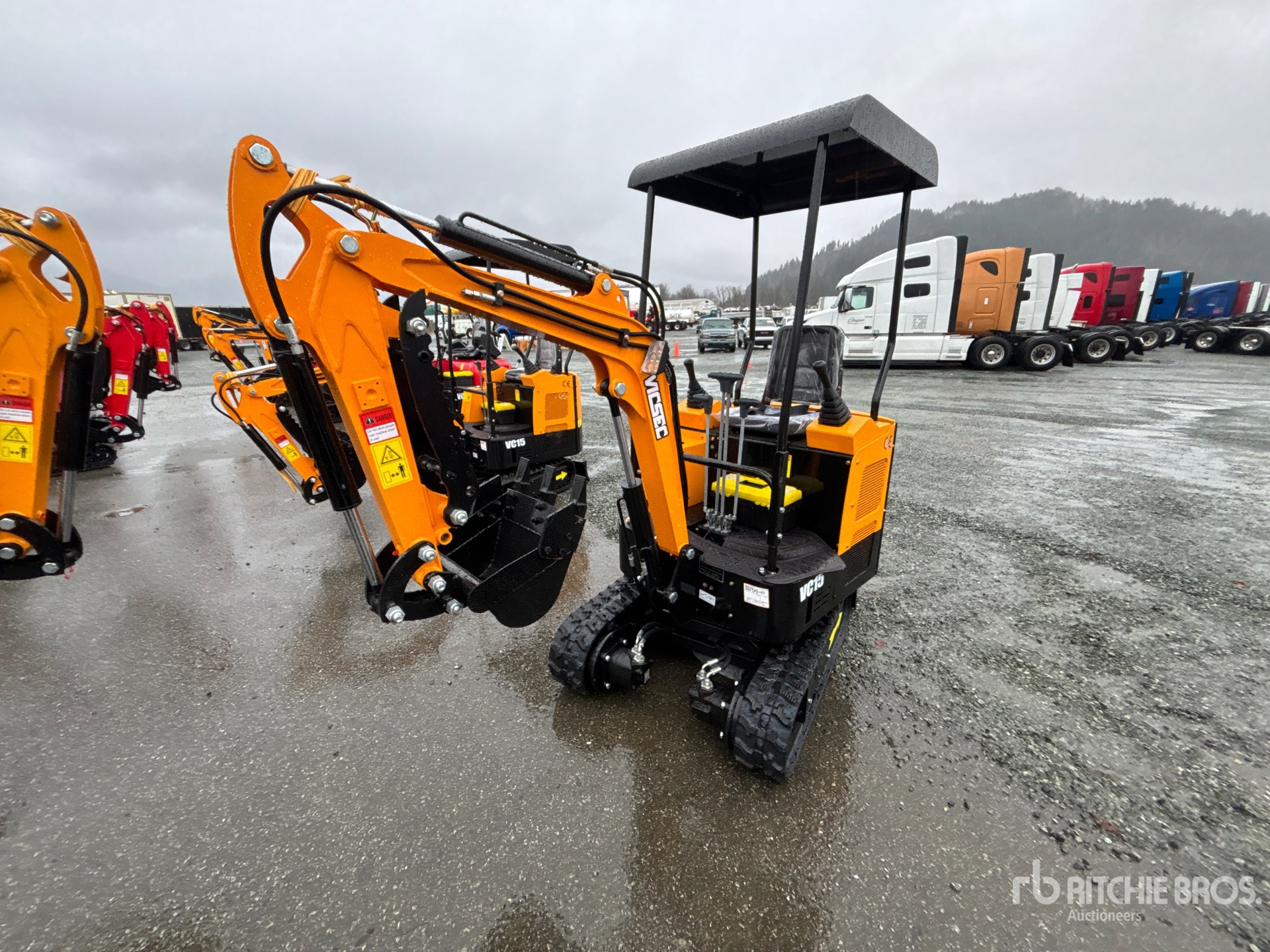 General Appearance with Picture, Left Front Corner