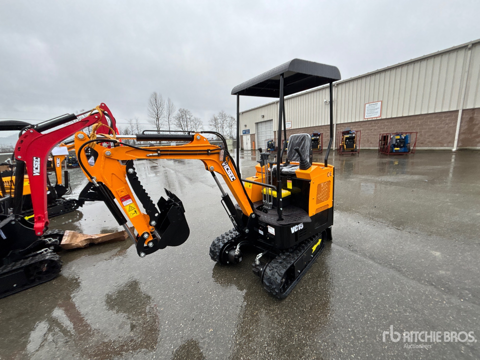 General Appearance with Picture, Left Front Corner