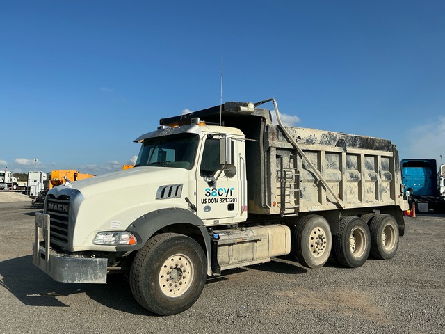 2022 Mack Granite 8x4 Tri/A Dump Truck