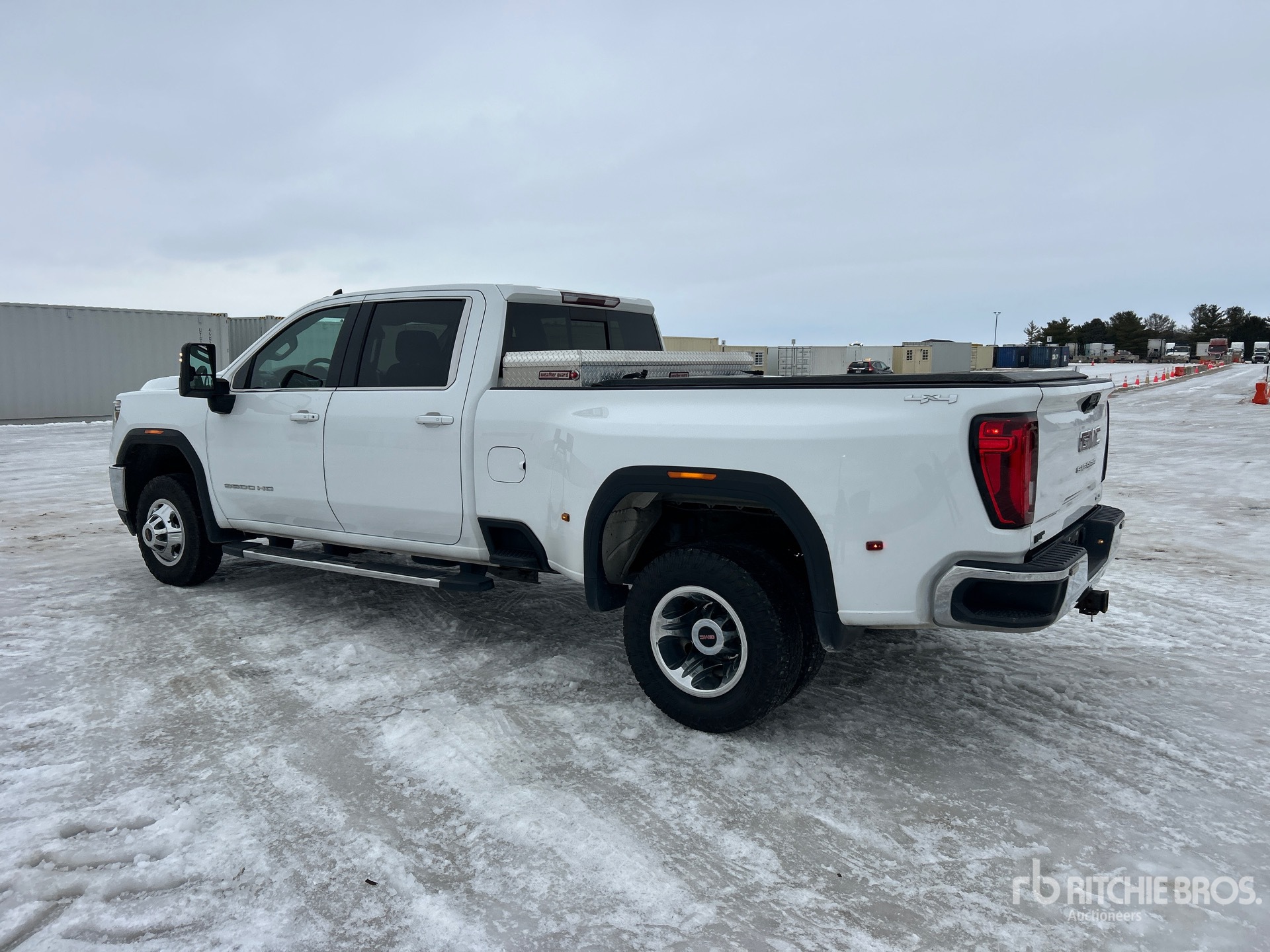 General Appearance with Picture, Left Rear Corner