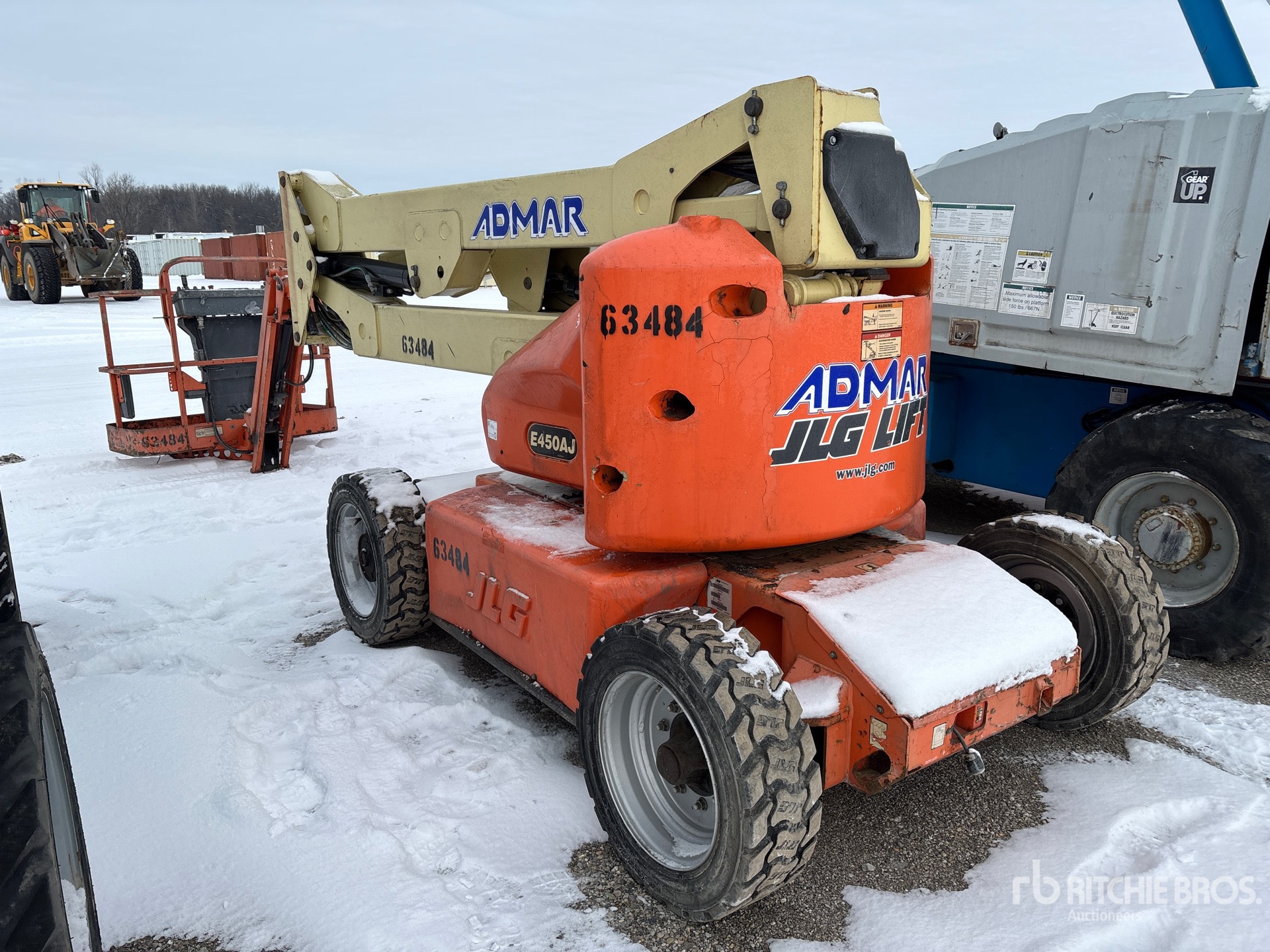 General Appearance with Imagen: esquina trasera izquierda