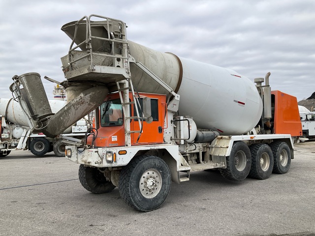 2015 Advance Terex FD4000 8x6 Front Discharge Mixer Truck