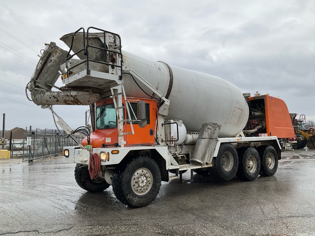 2017 Advance Terex FD4000 8x6 Front Discharge Mixer Truck