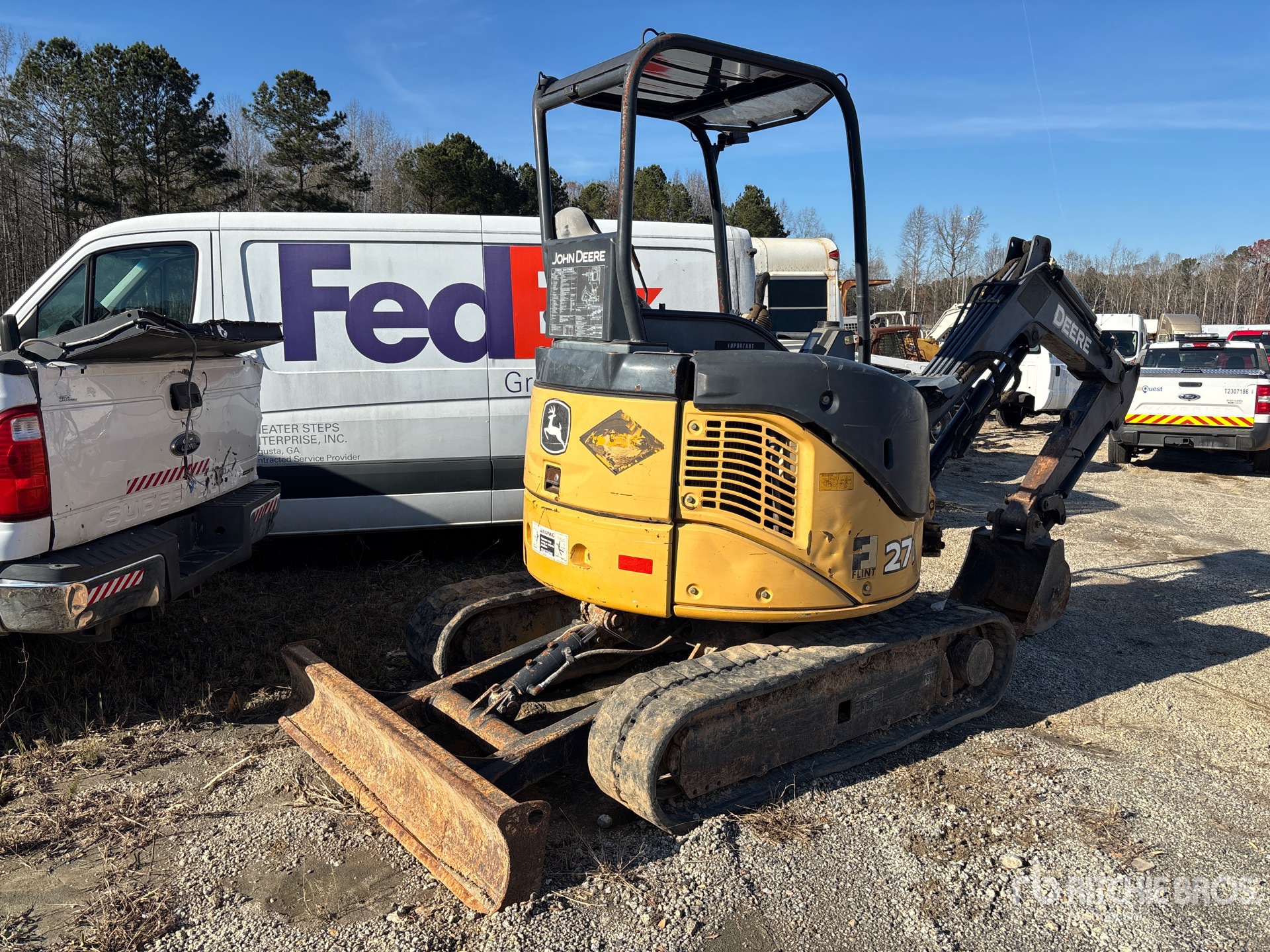 General Appearance with Picture, Right Rear Corner