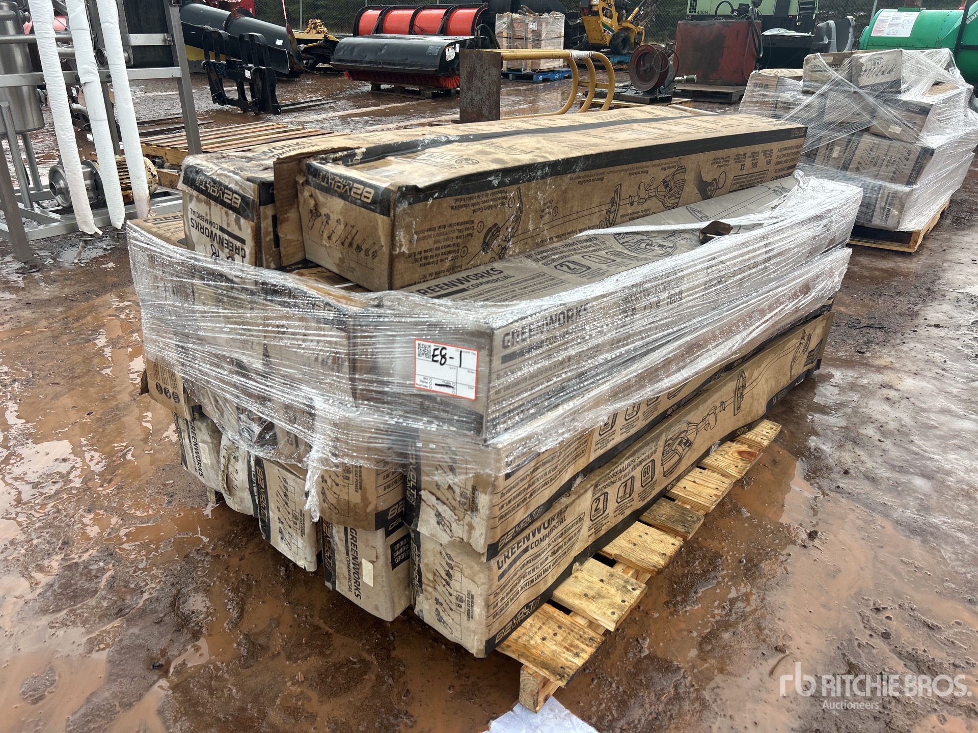 General Appearance with Foto, angolo anteriore sinistro