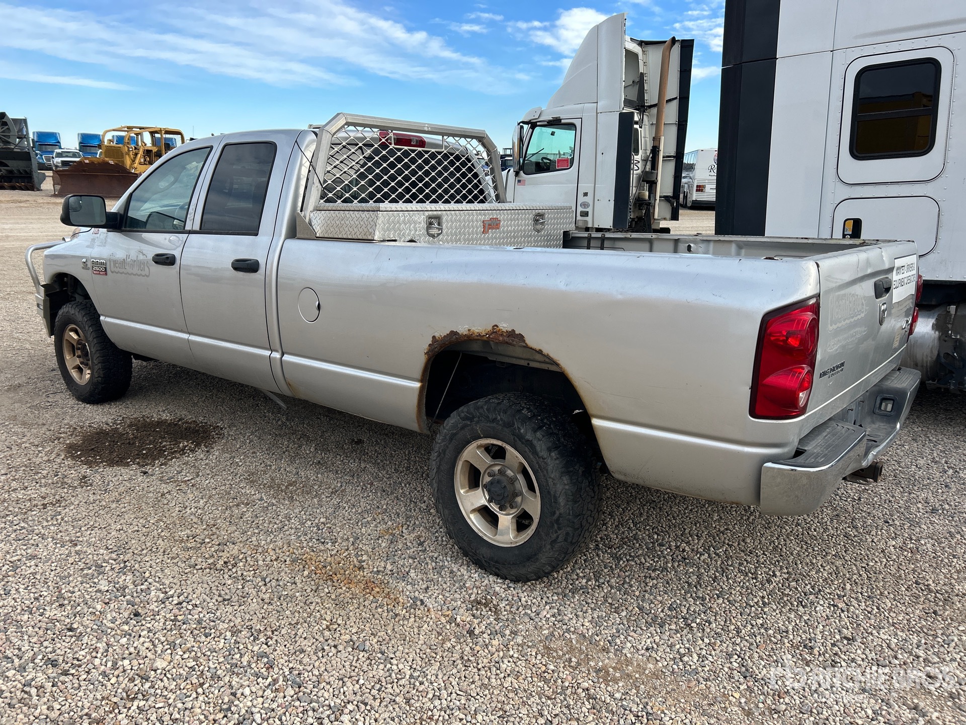 General Appearance with Picture, Left Rear Corner