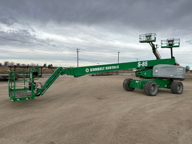 2015 Genie S85 4WD Diesel Telescopic Boom Lift