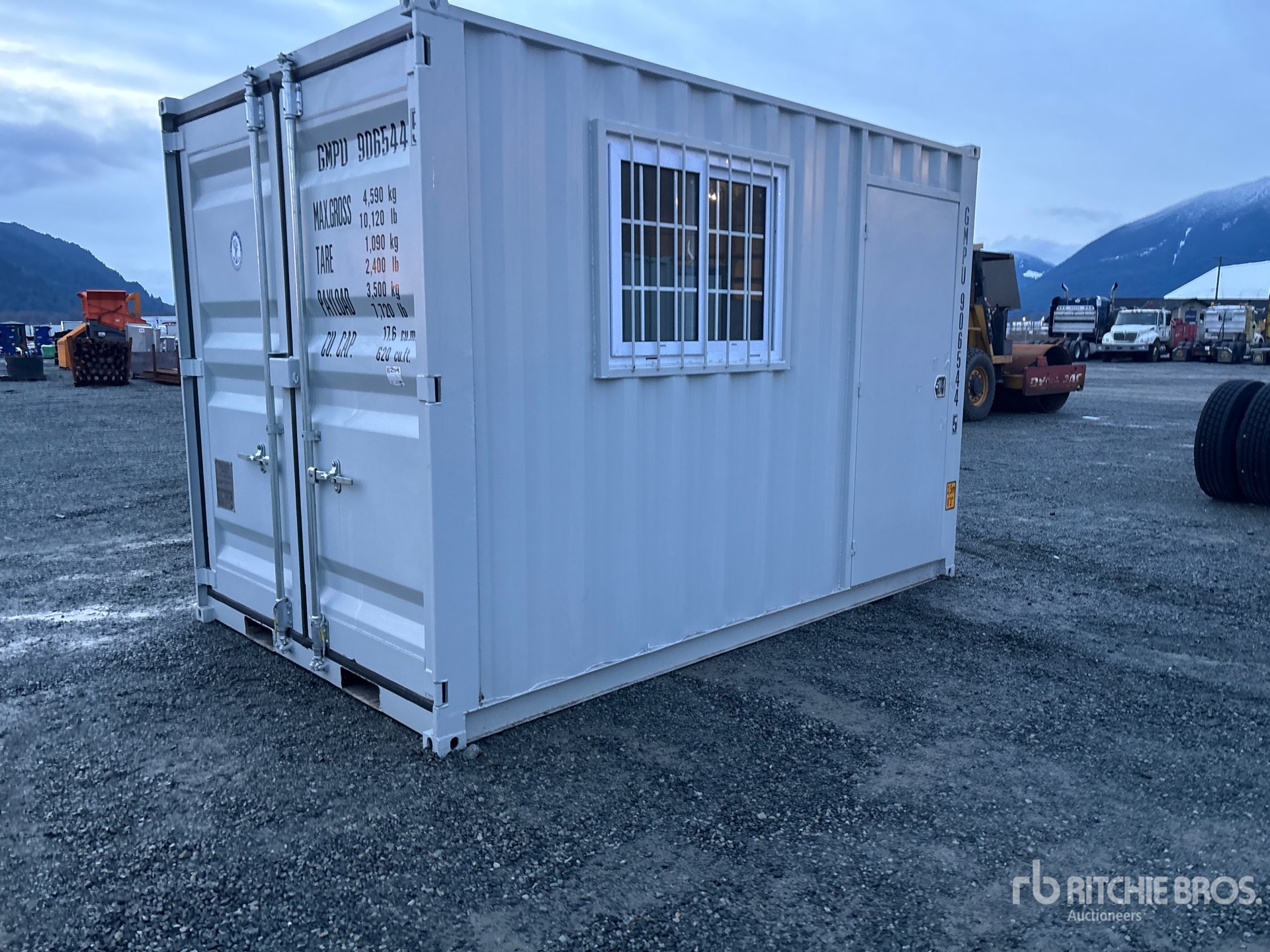 General Appearance with Picture, Left Front Corner