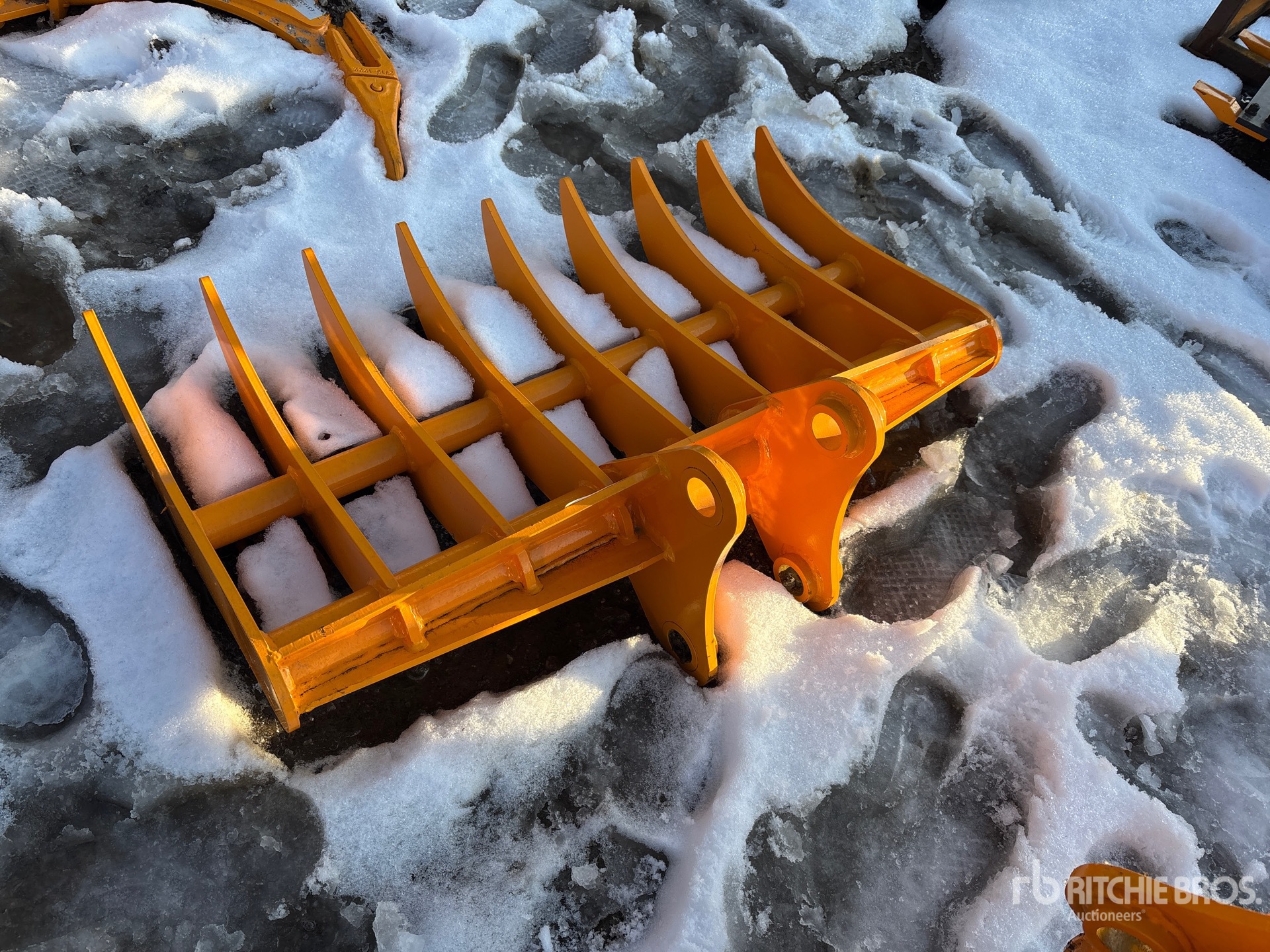 Aspect général with Image, coin arrière gauche