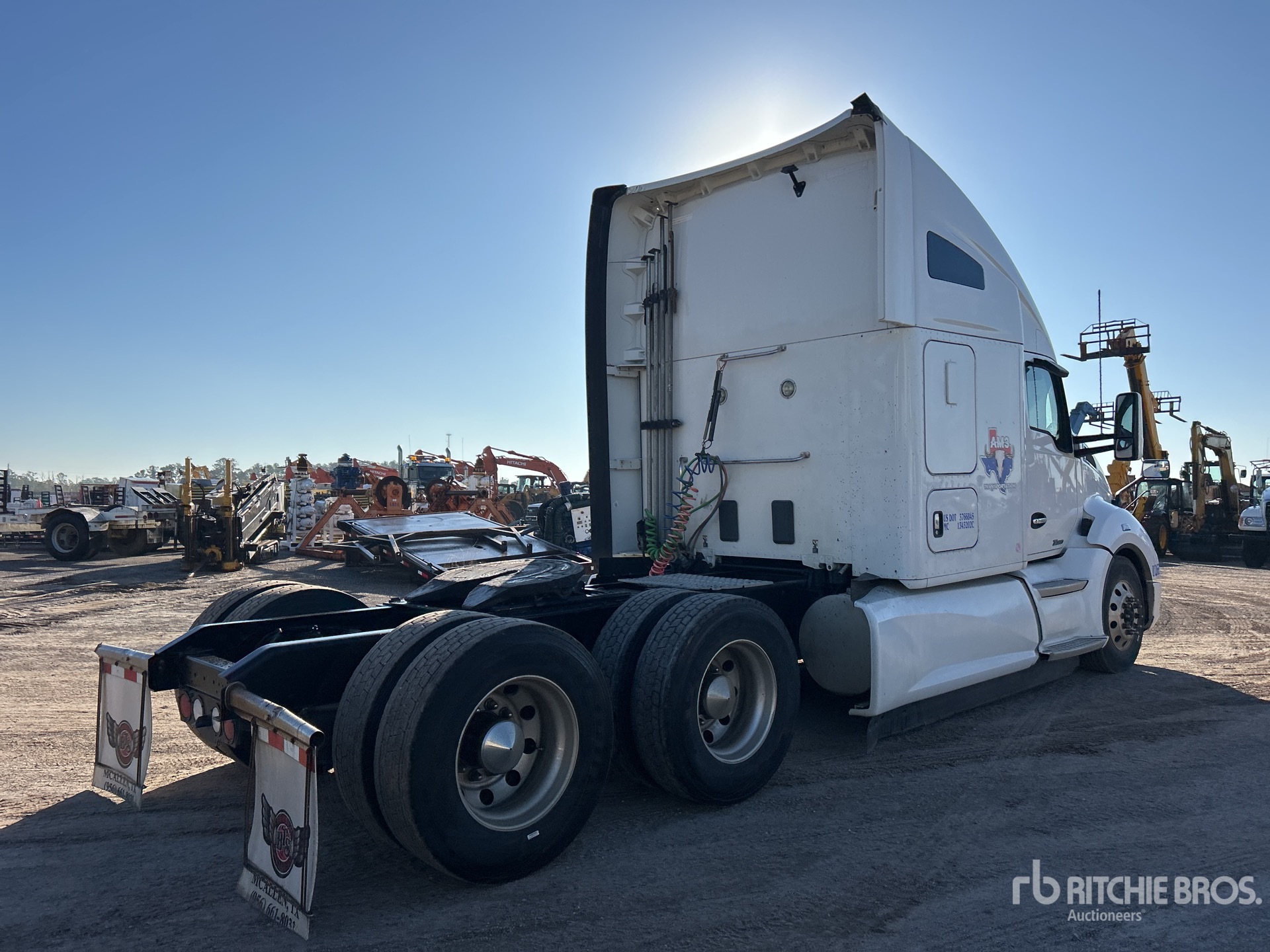 General Appearance with Imagen: esquina trasera derecha