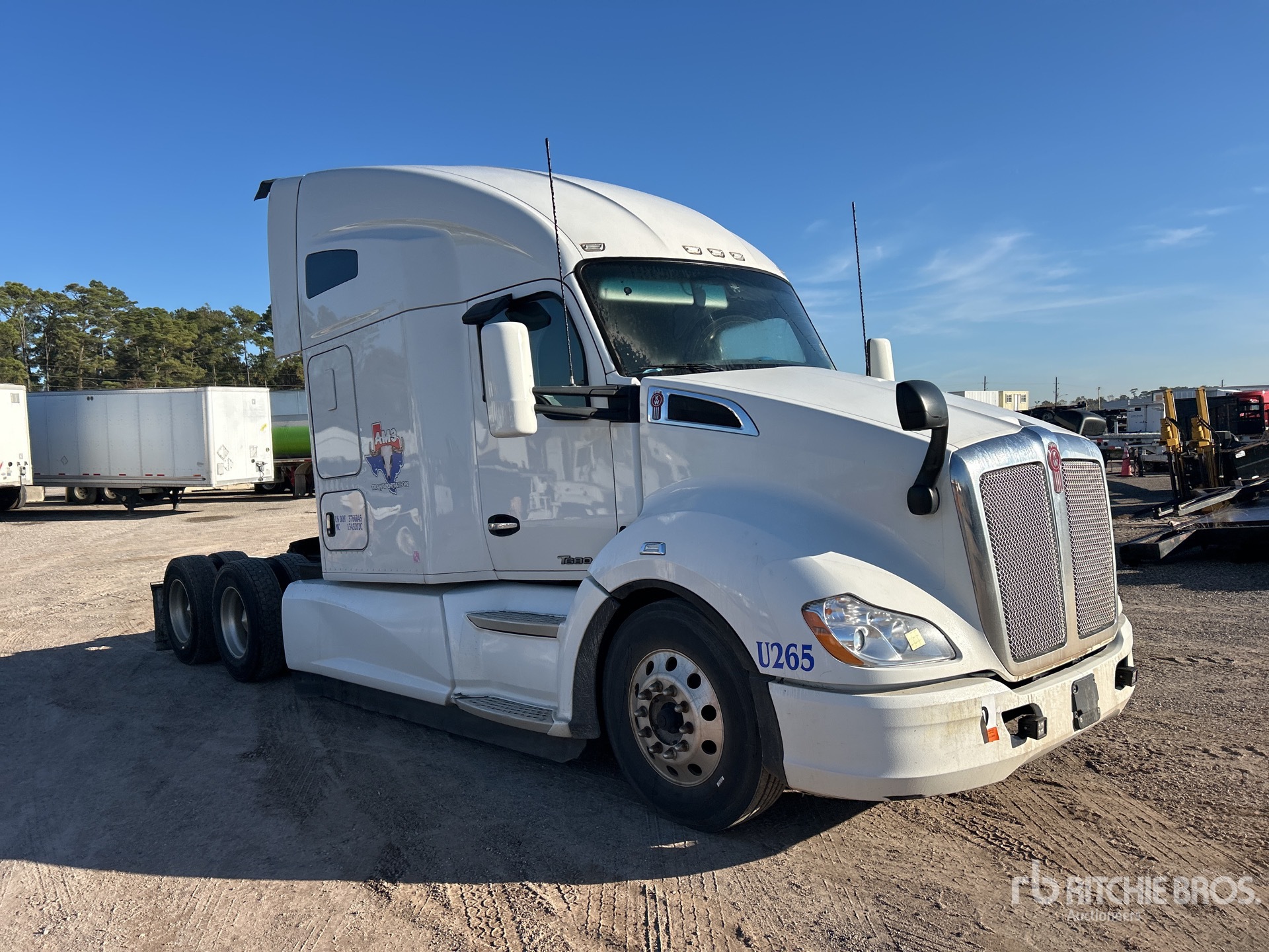 General Appearance with Imagen: esquina delantera derecha