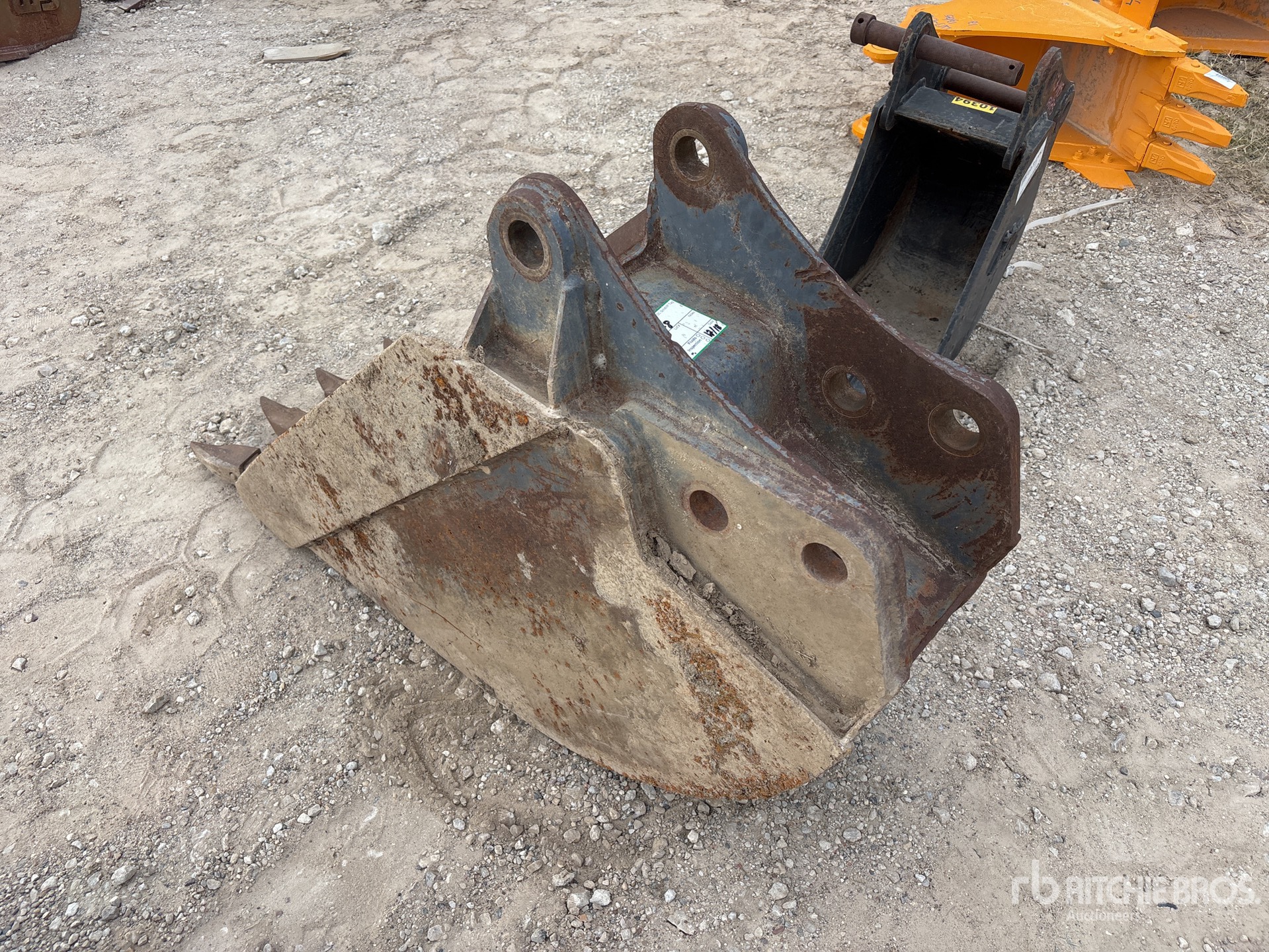 Aspect général with Image, coin arrière gauche