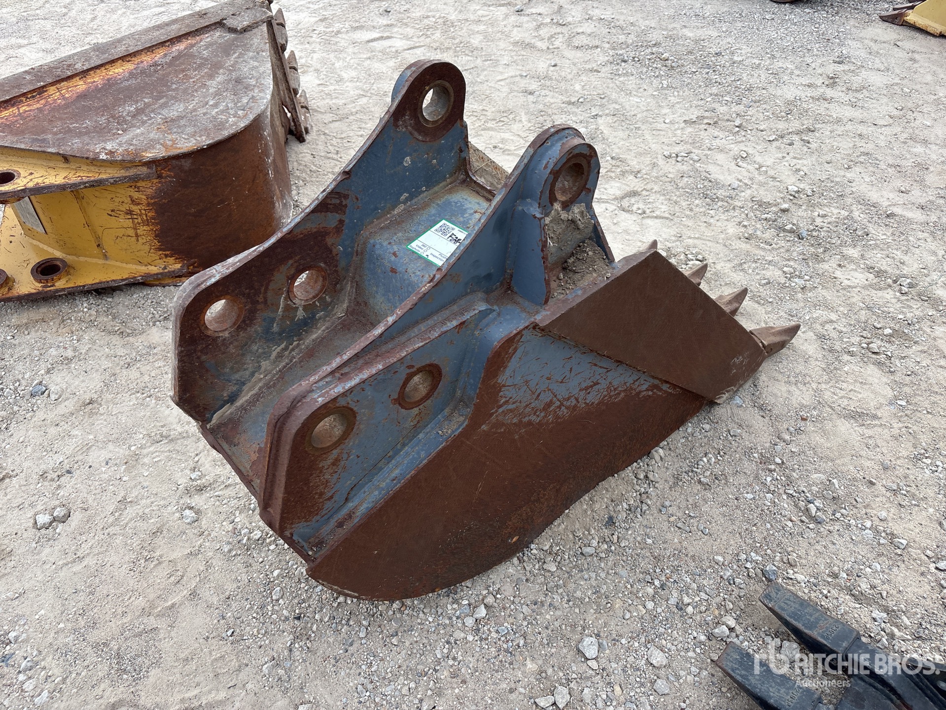 Aspect général with Image, coin arrière droit